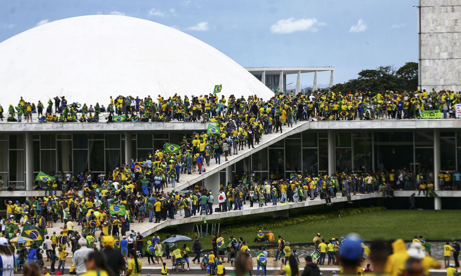Manifestantes em Bras&iacute;lia