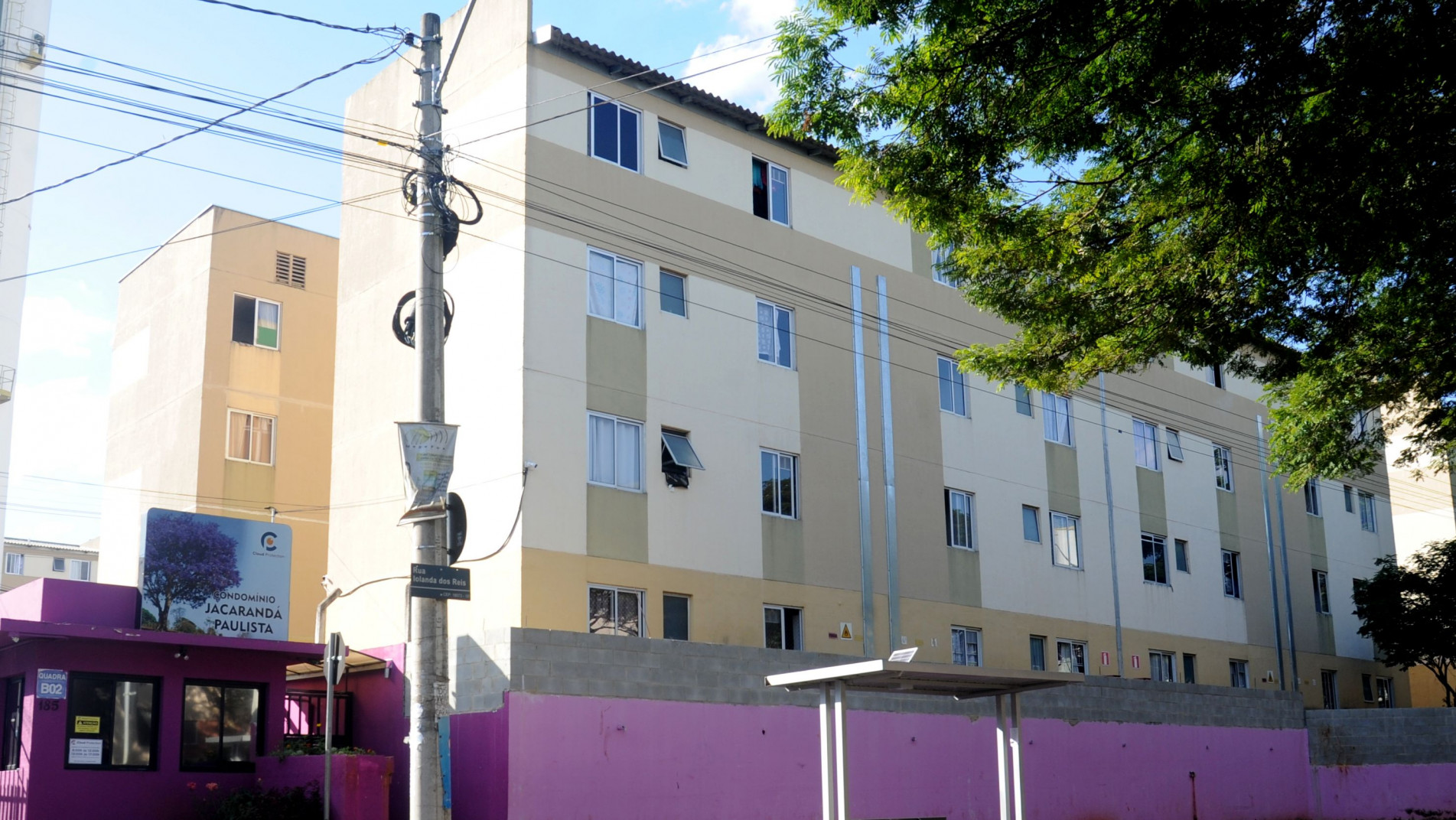 Crianças deixadas sozinhas em casa teriam começado o incêndio, que foi na sexta-feira (12)