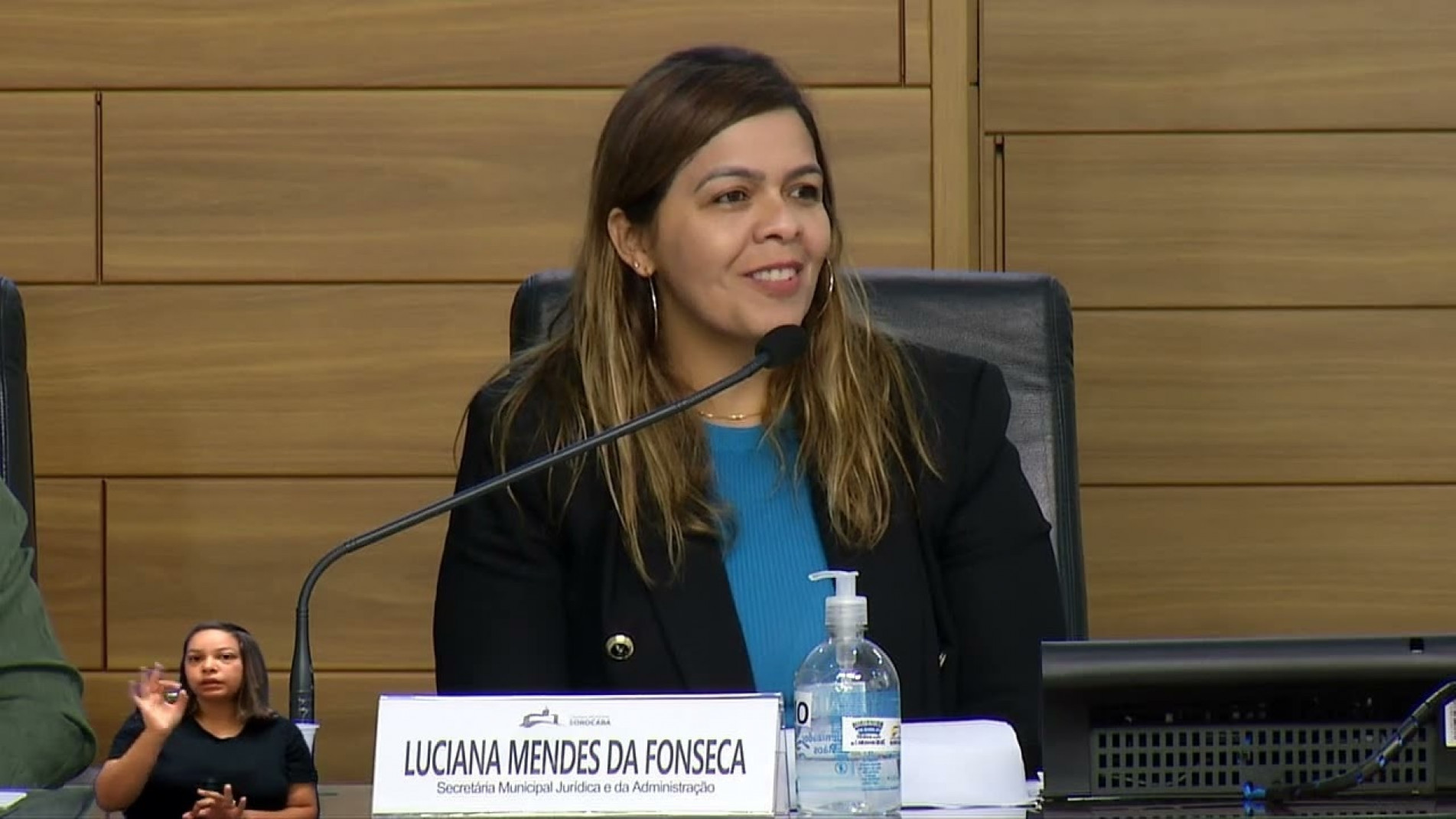 Luciana Mendes da Fonseca acumula a Educação com a Secretaria da Administração
