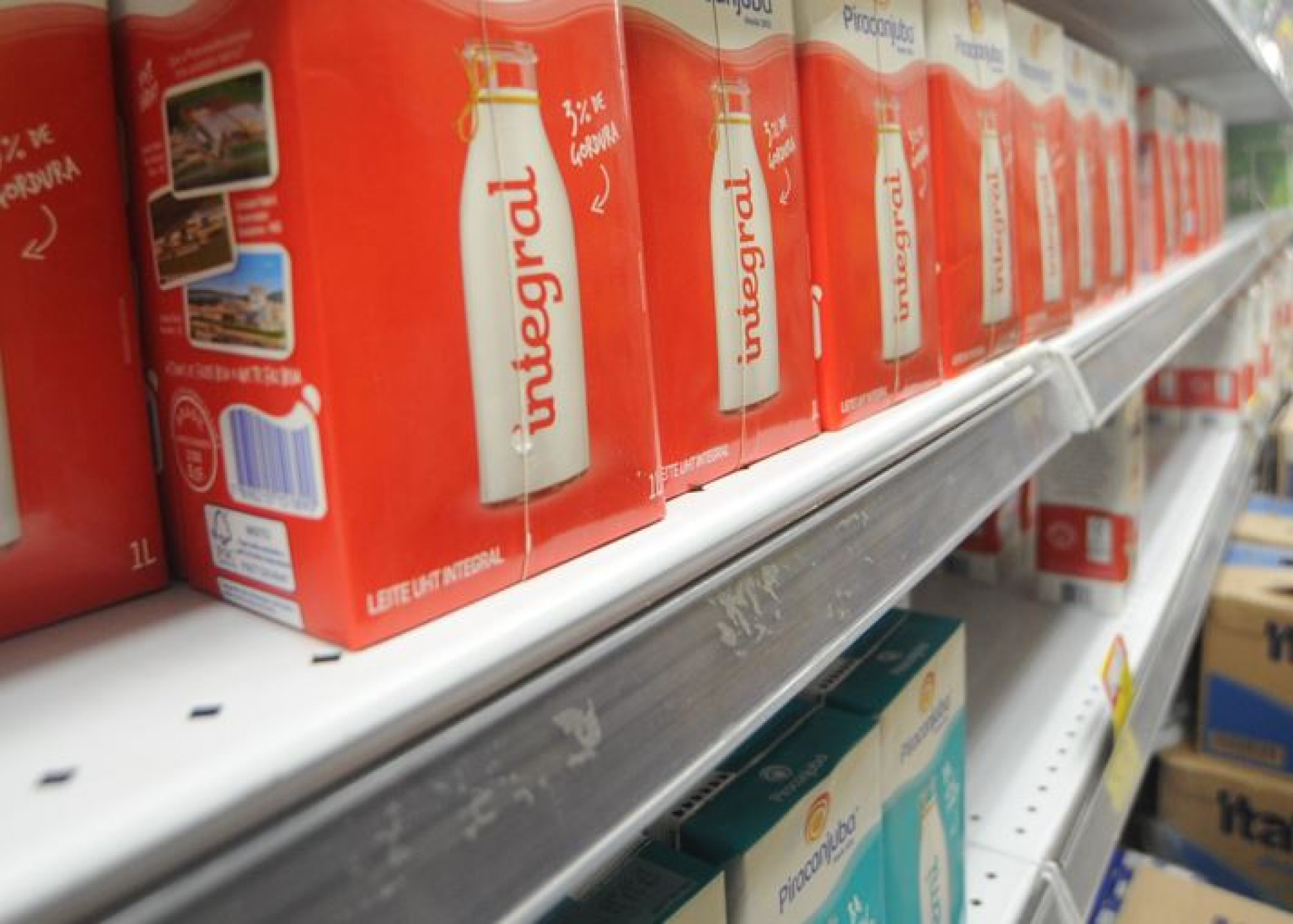 O leite teve a maior alta de preço entre os alimentos