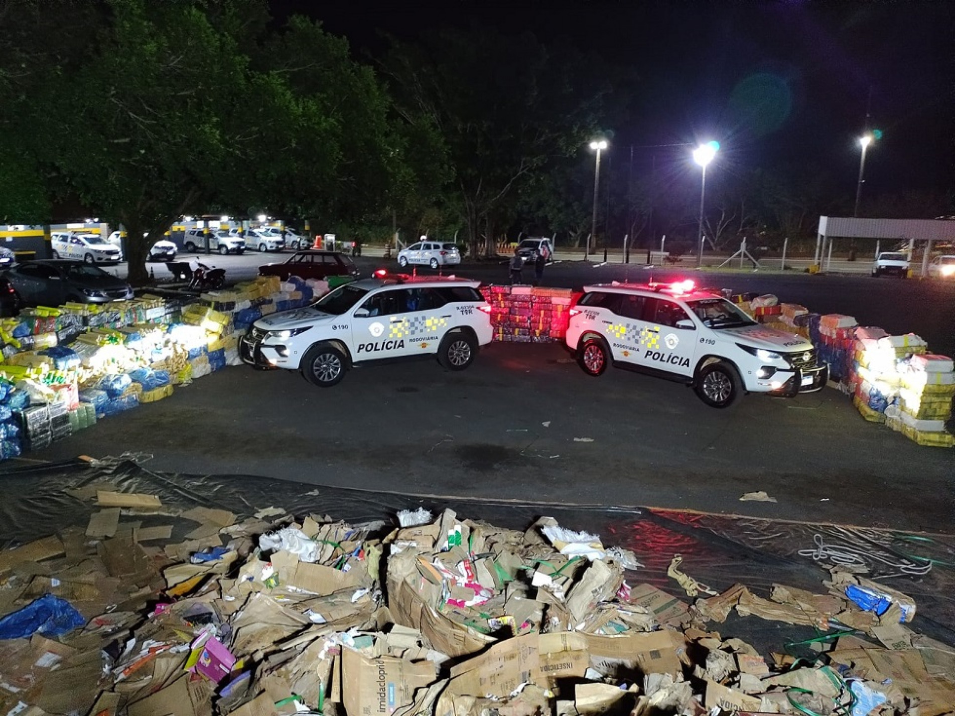 PM rodoviária de SP realiza a maior apreensão de maconha do ano na rodovia Raposo Tavares