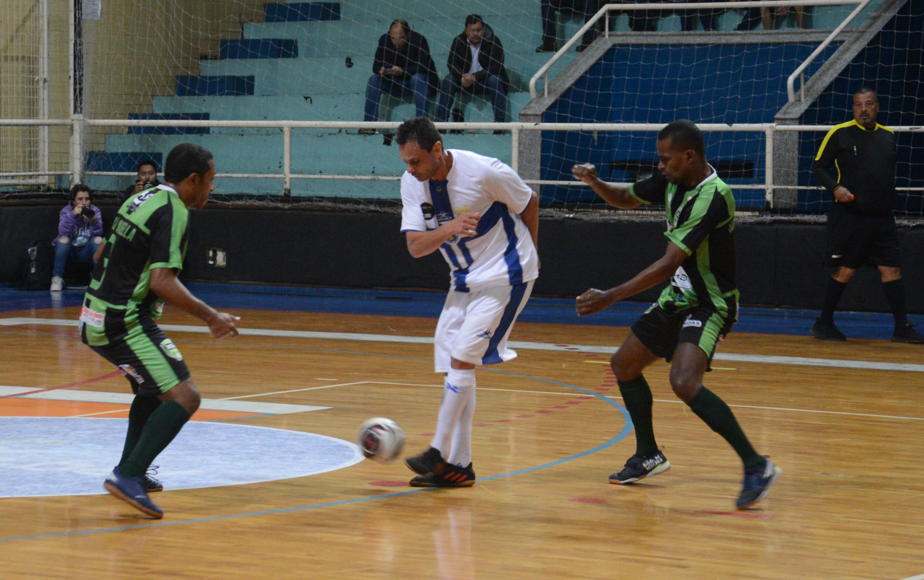 Ontem, Bar do Zé foi à semi do Superveterano