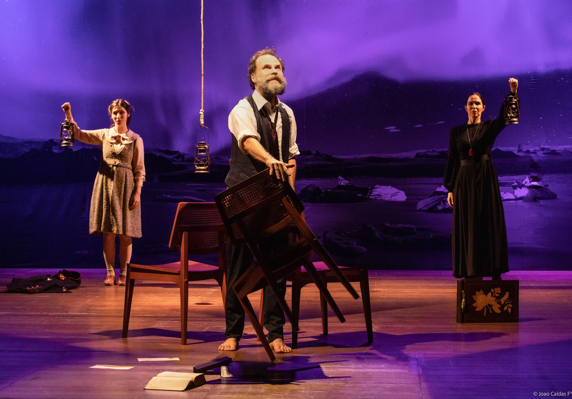 Peça escrita em 1887, debate papeis sociais e pontos de vista divergentes