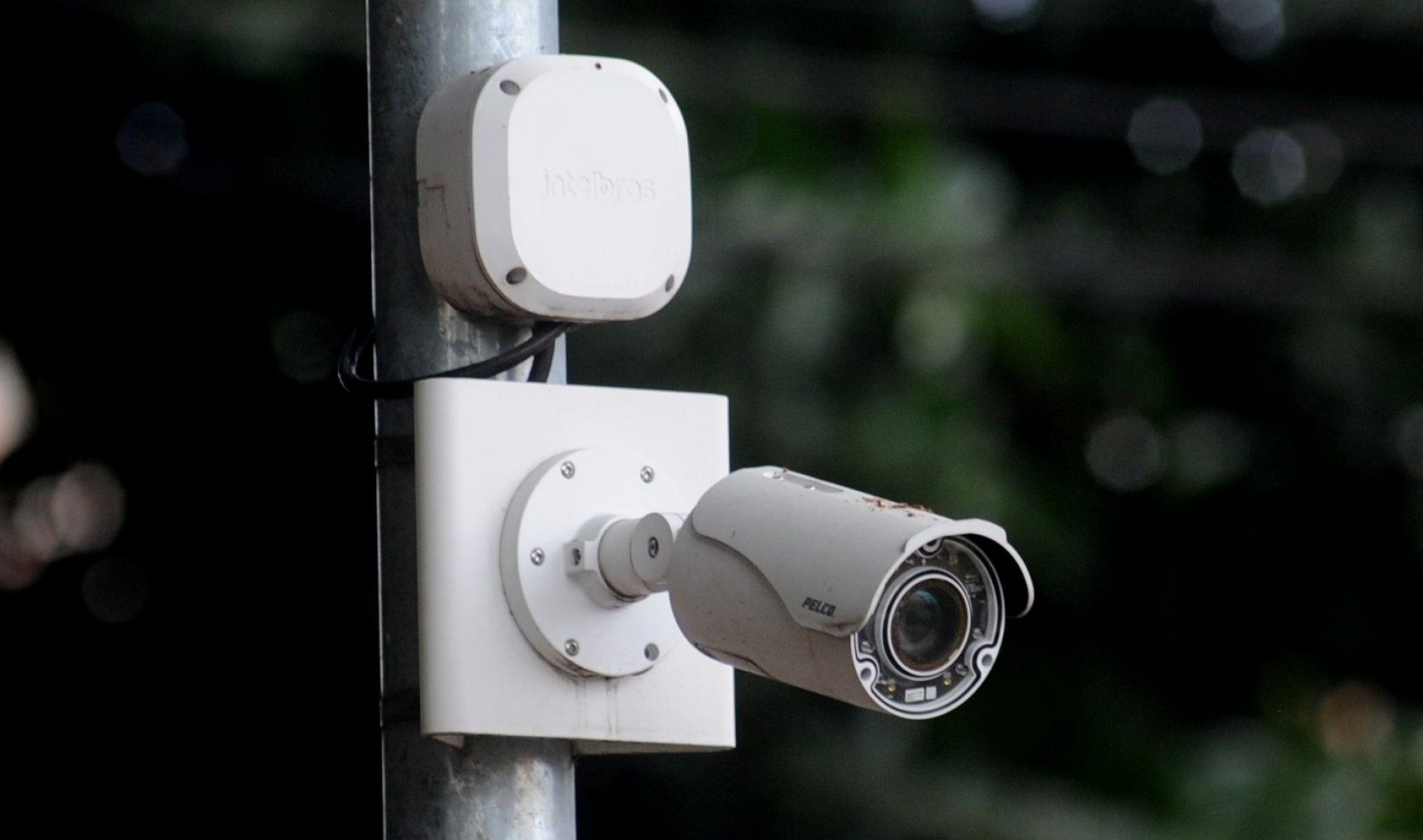 Equipamentos estão nas ruas, avenidas, praças, parques, escolas e unidades de saúde, entre outros prédios públicos