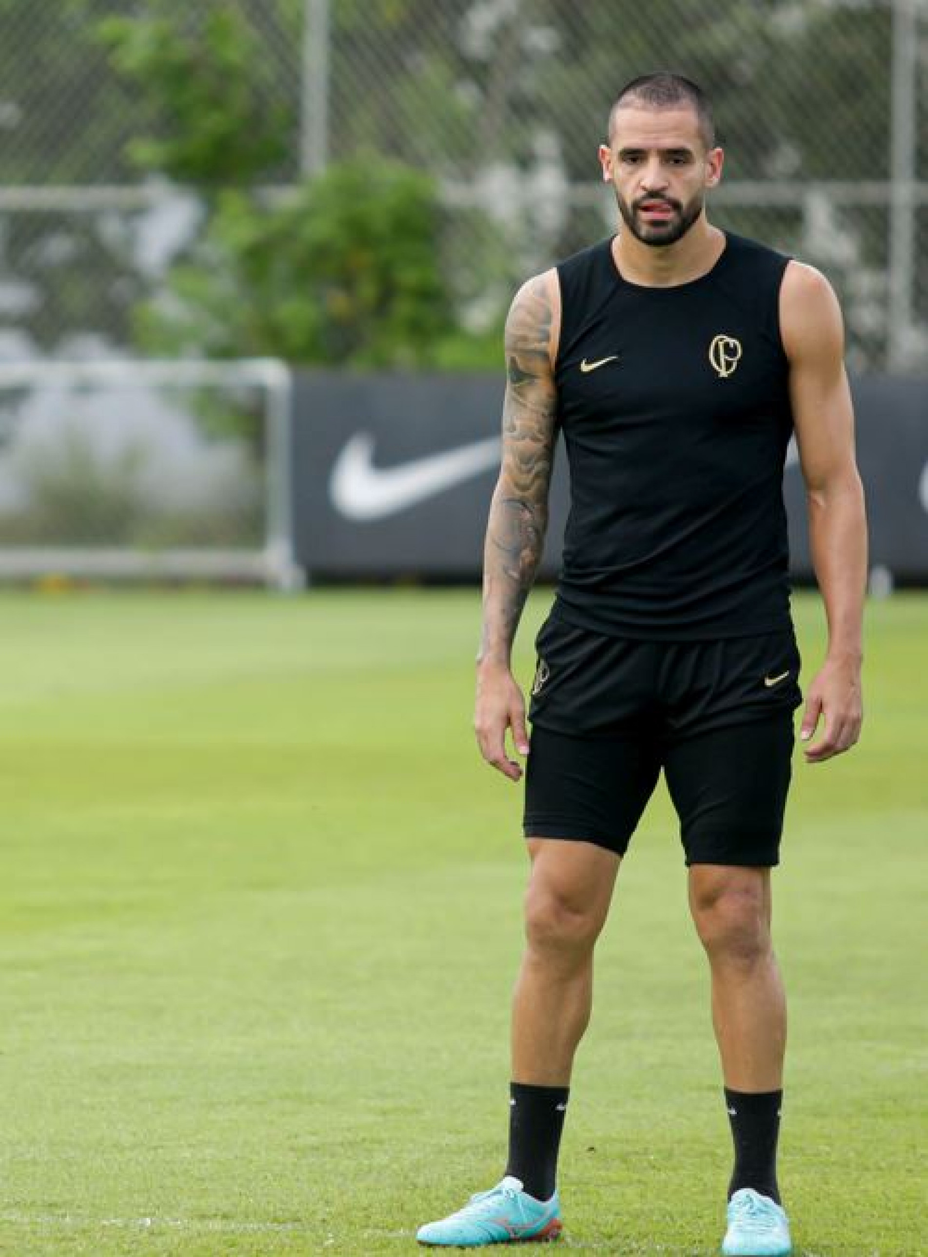 Renato Augusto não enfrenta o Santos