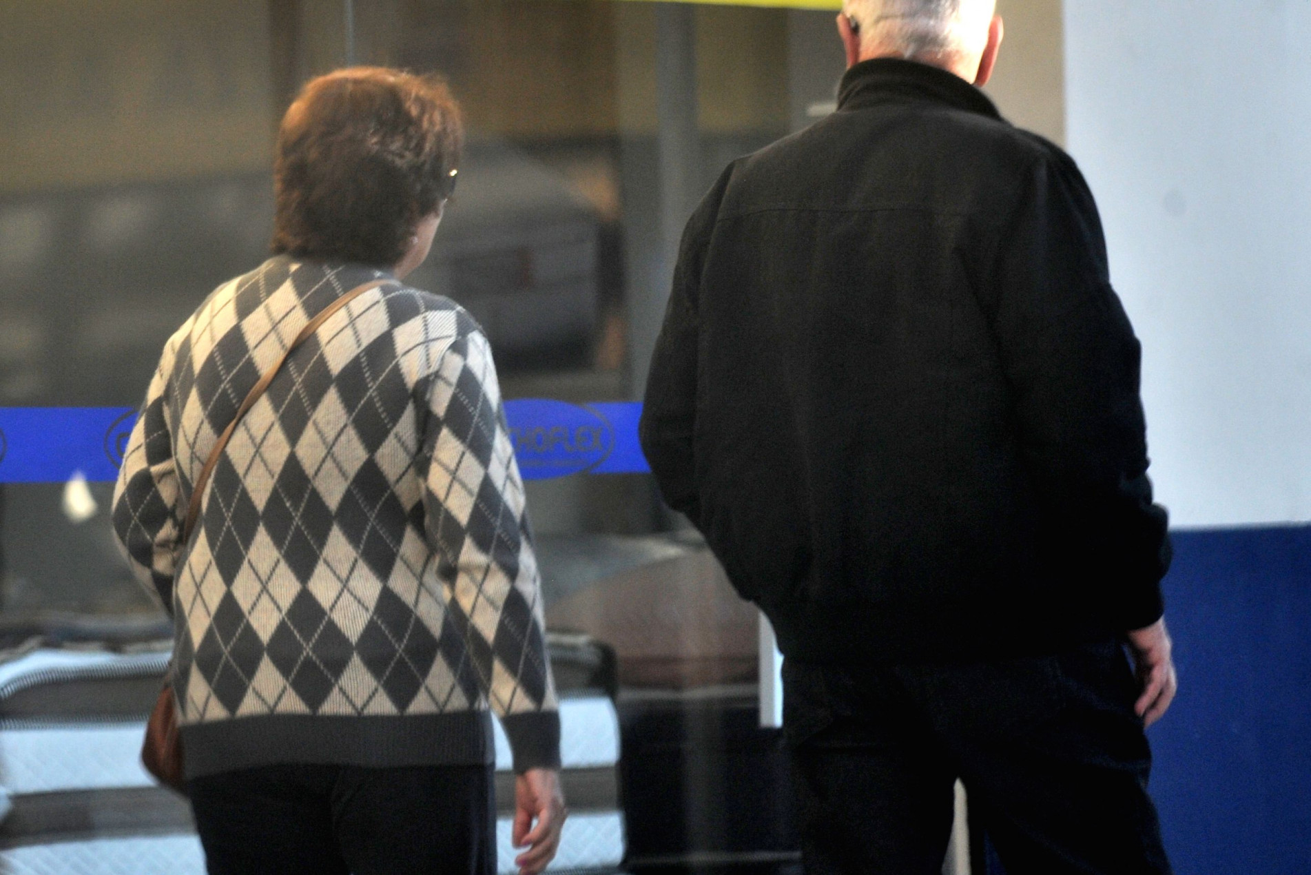 População já teve que sair de casa preparada ontem para enfrentar a queda da temperatura