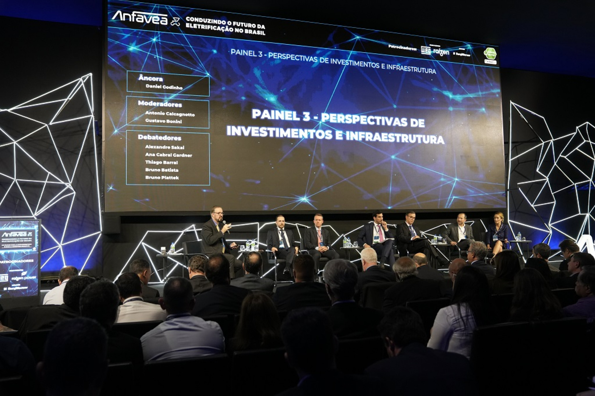 Encontro reuniu especialistas brasileiros e estrangeiros
