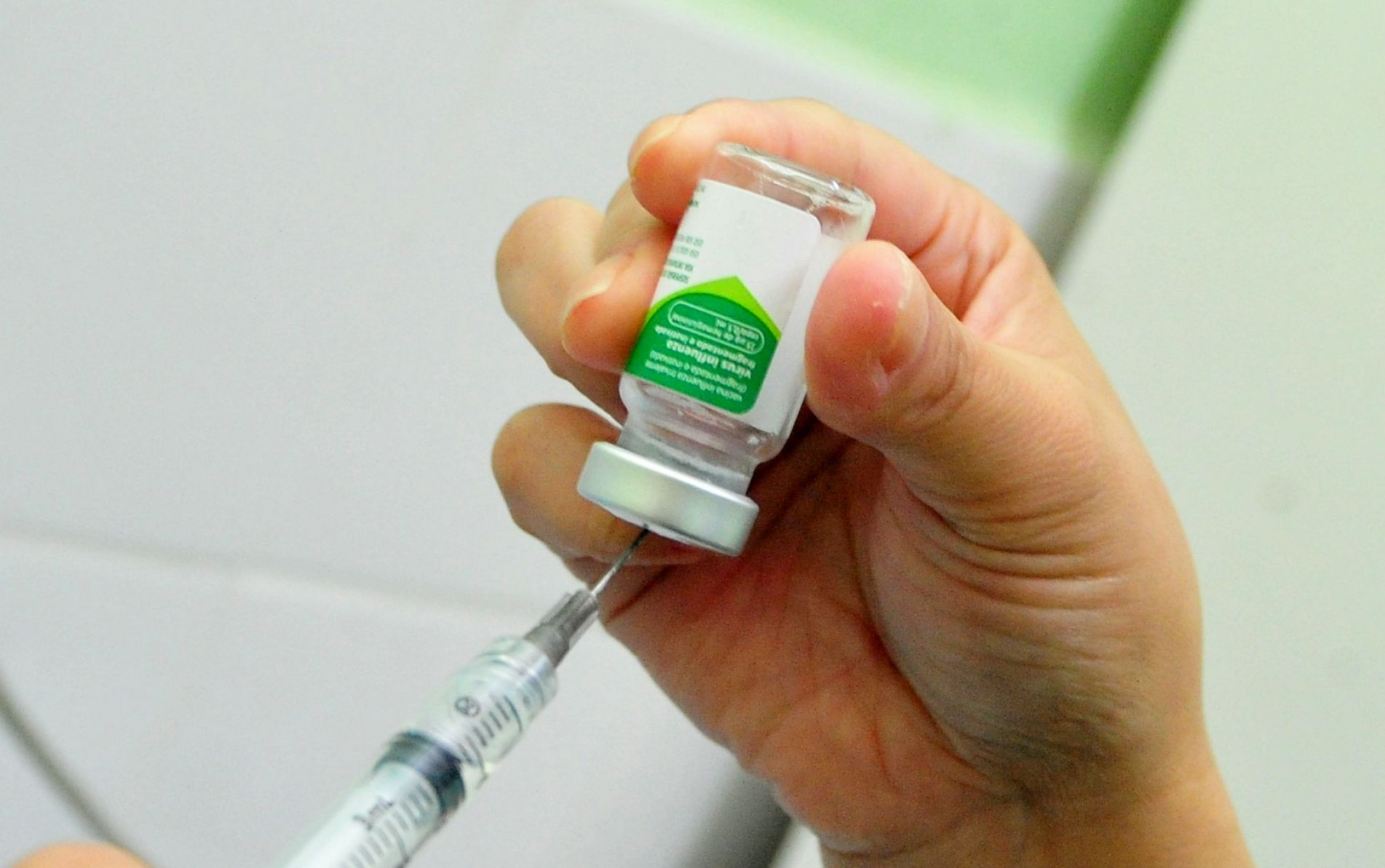 A&ccedil;&atilde;o especial de vacina&ccedil;&atilde;o ser&aacute; realizada neste domingo (3), na Feira da Barganha, zona norte de Sorocaba 