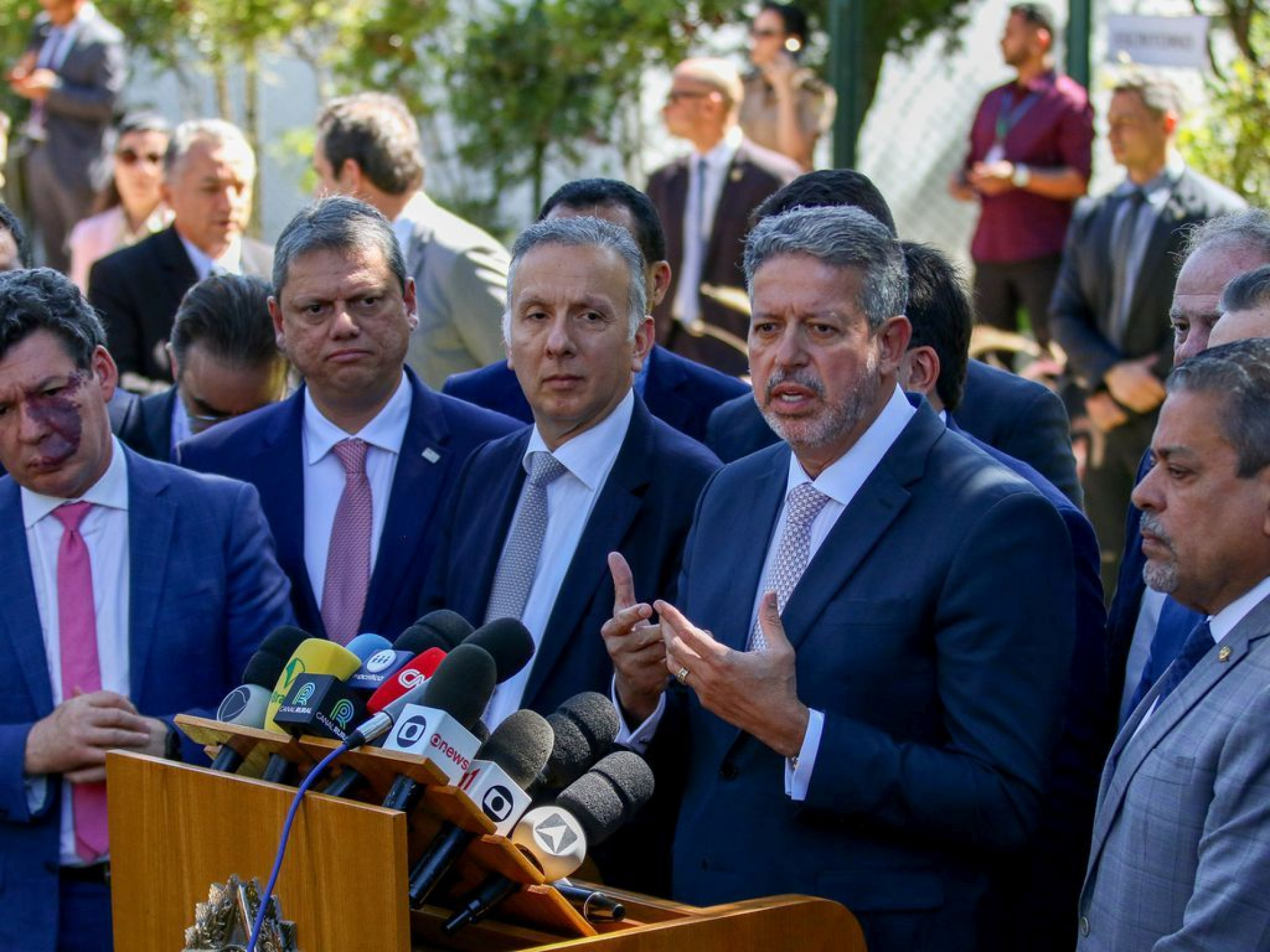 Presidente da Câmara discutiu proposta com governadores