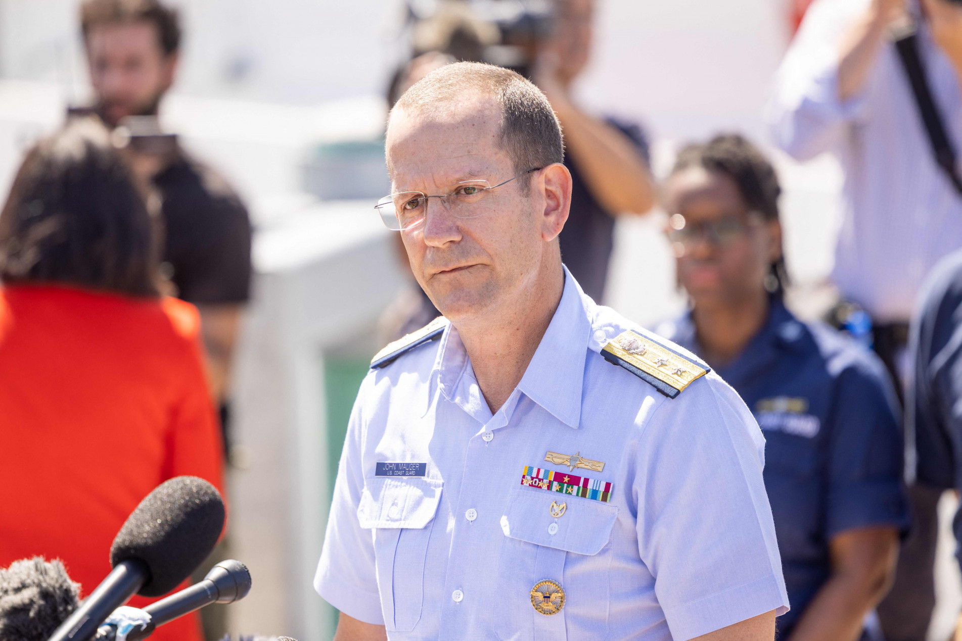 Contra-almirante da Guarda Costeira dos EUA John Mauger