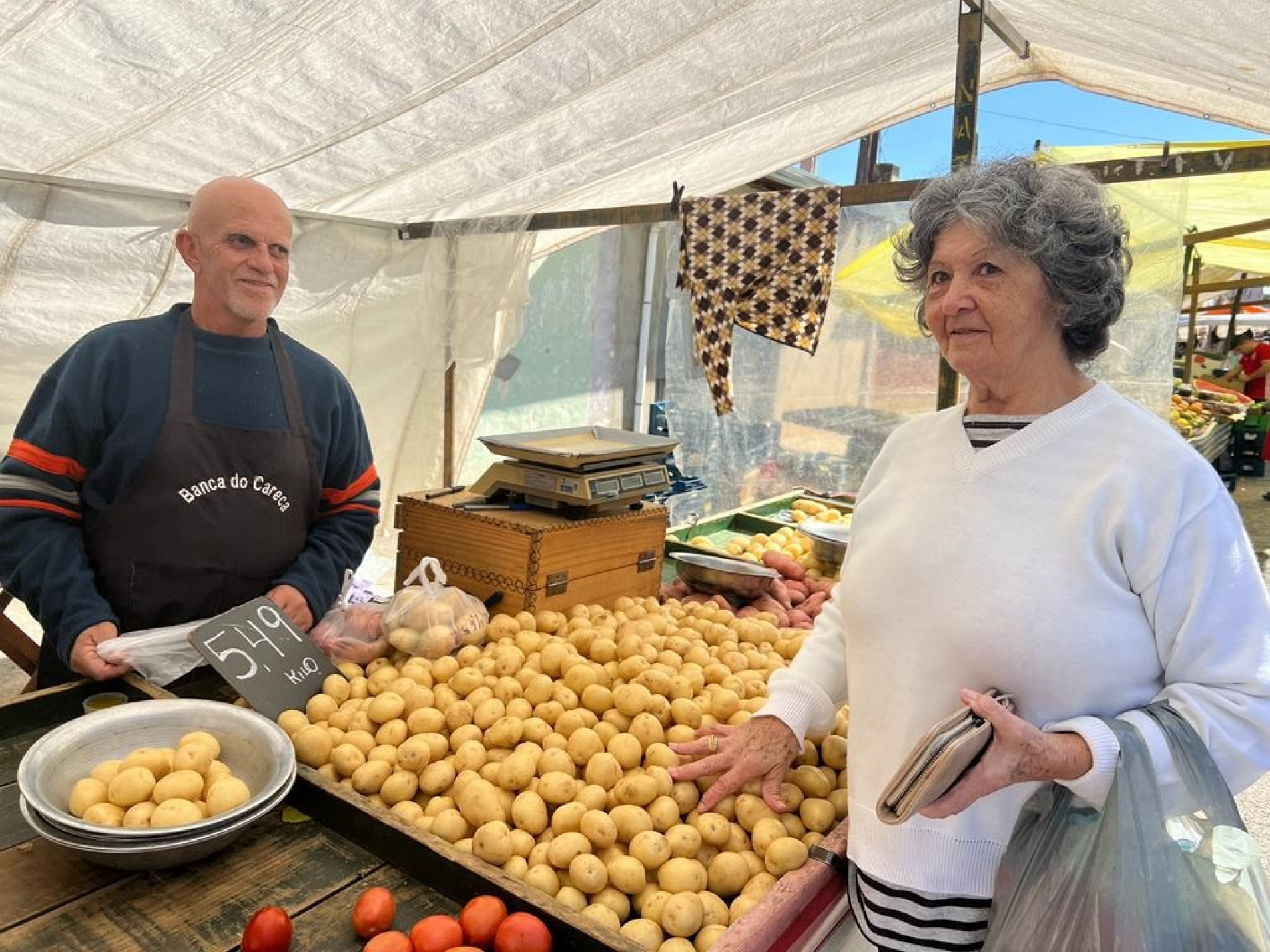 Ivete Gavioli mora bem próximo da rua da feira-livre da Árvore Grande 