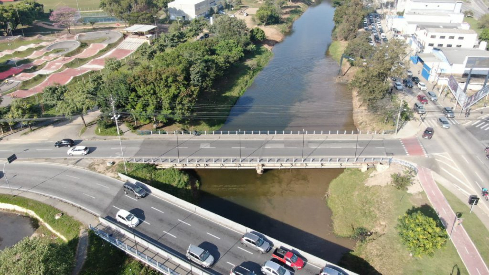 Trabalhos tiveram início durante o feriado de Corpus Christi