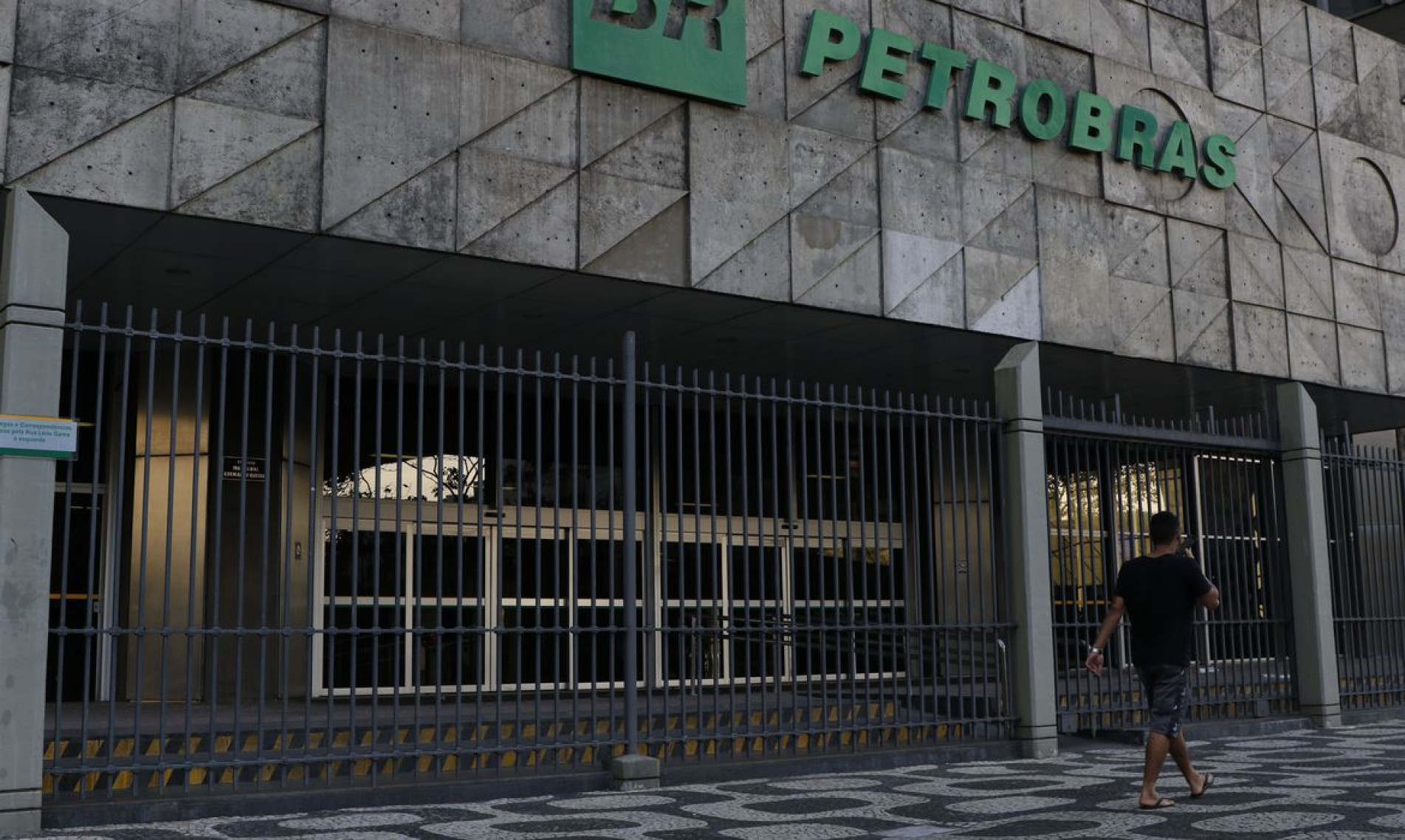 A Petrobras planeja voltar para a África, após 40 anos do encerramento de suas atividades naquele continente 