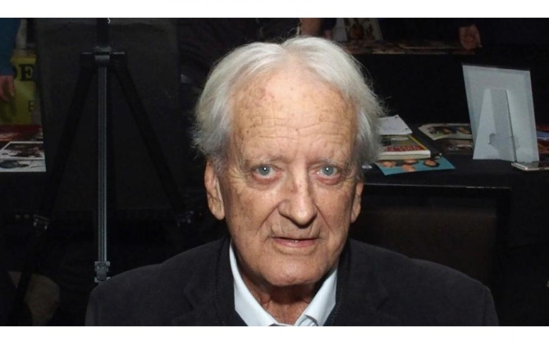 Ator Nicolas Coster, de 'Mulher-Maravilha'
