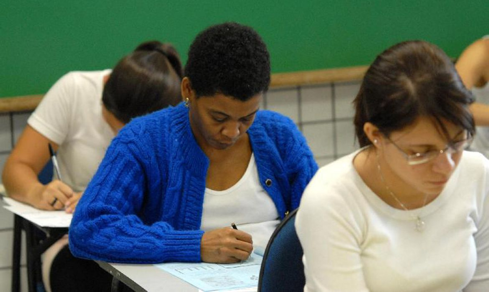 O Prouni oferece bolsas de estudo em instituições particulares de ensino superior