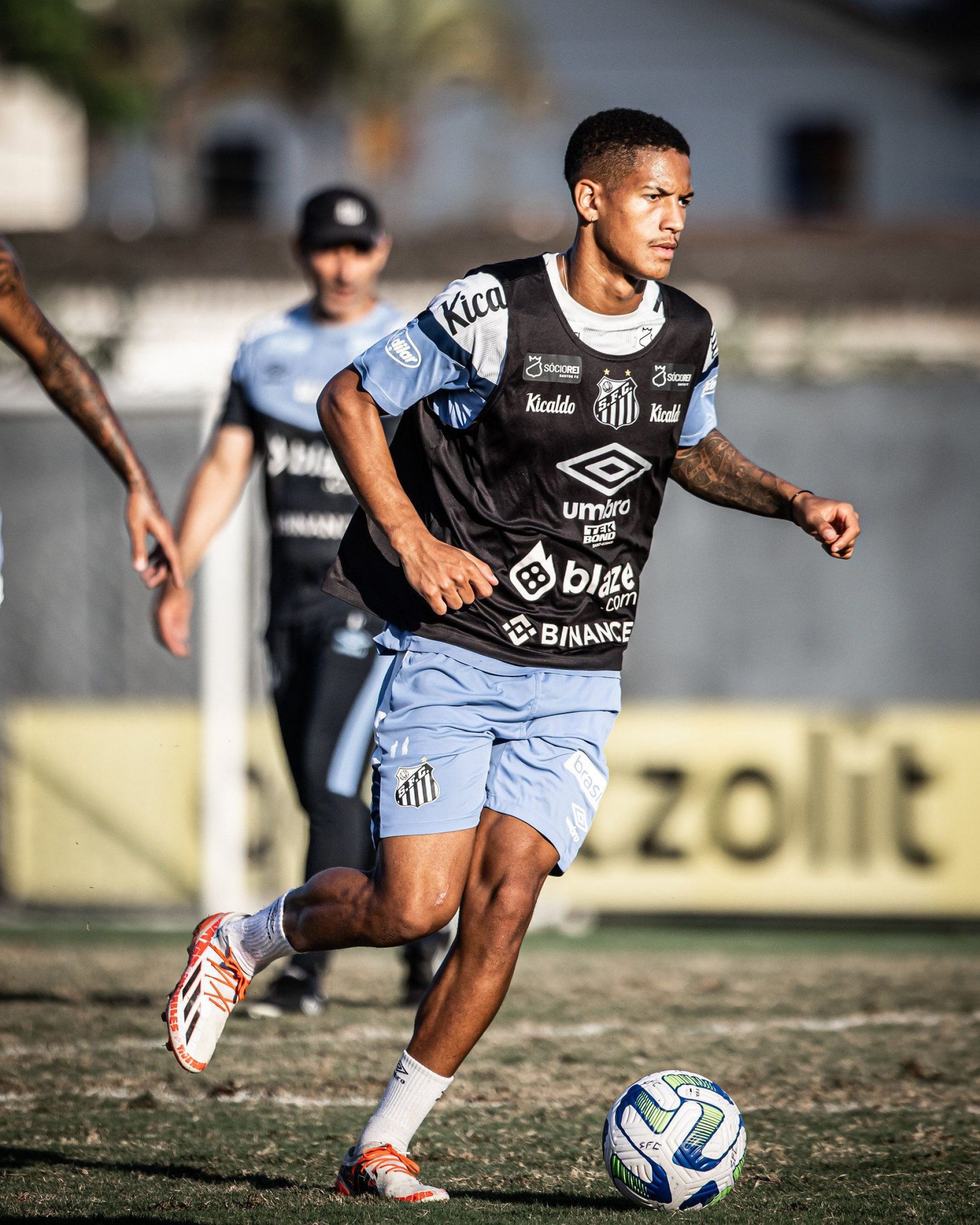 Ângelo está de saída para o Chelsea, da Inglaterra