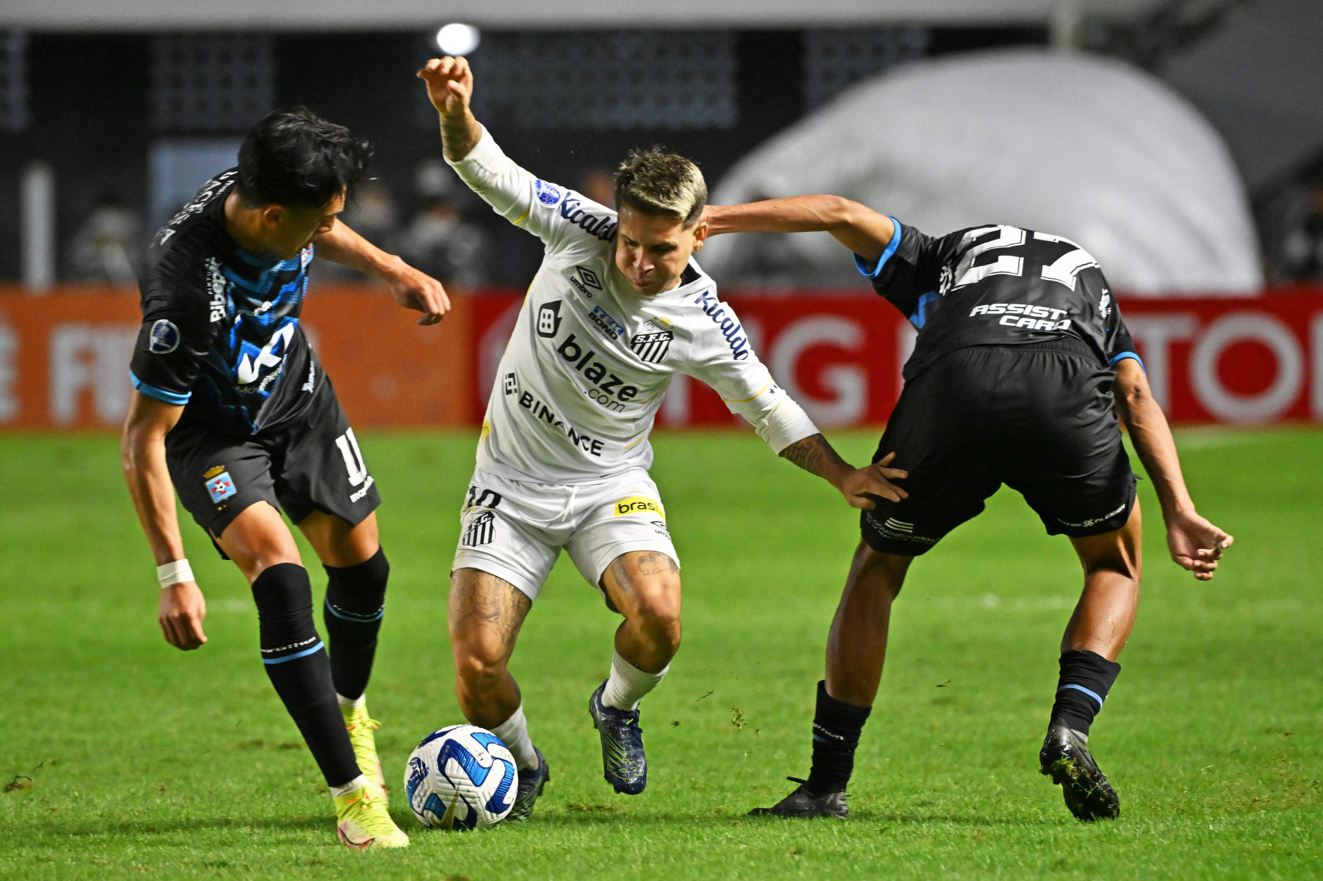 Soteldo, assim como o time, teve atuação apagada