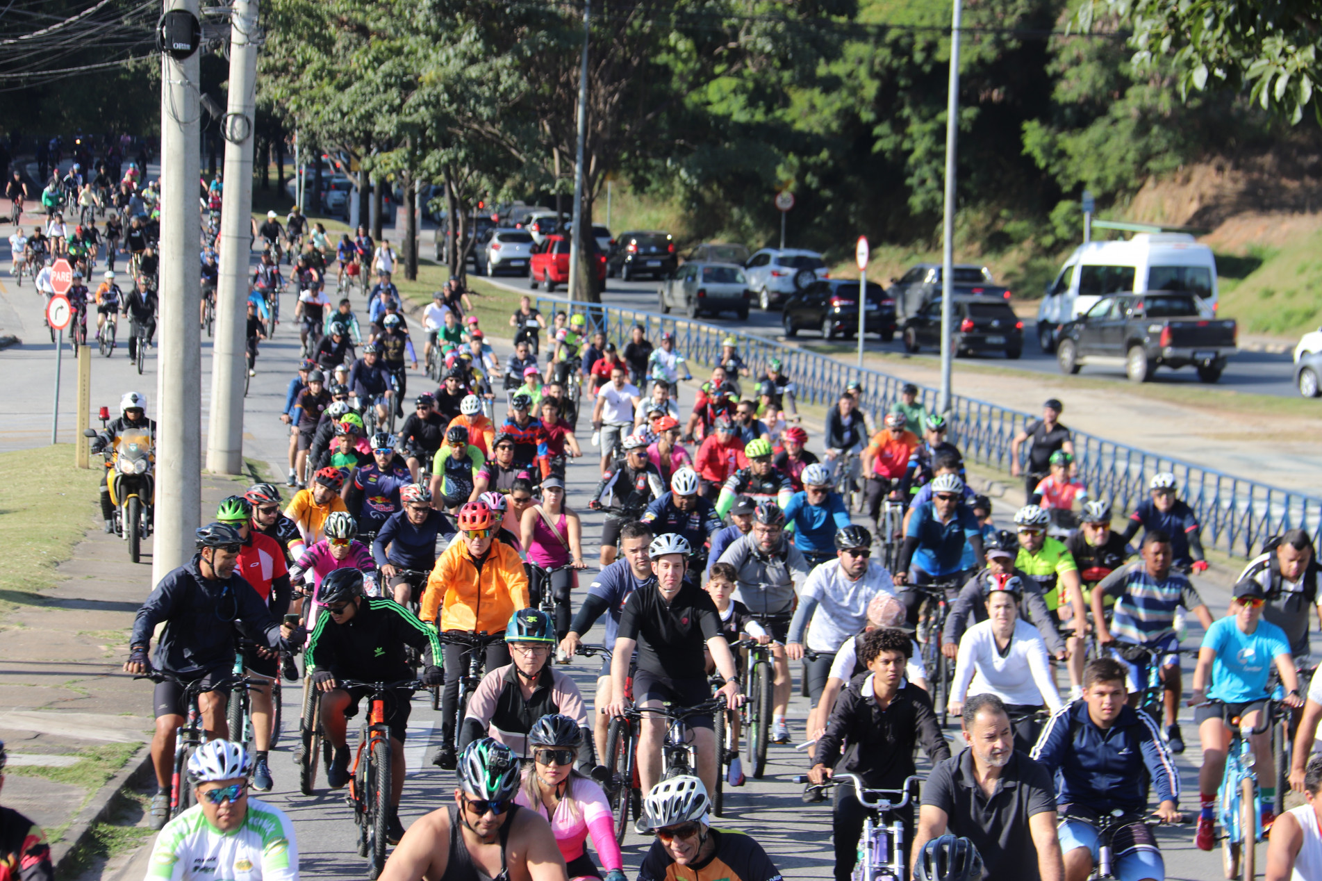 Participantes pedalaram por aproximadamente 10 km
