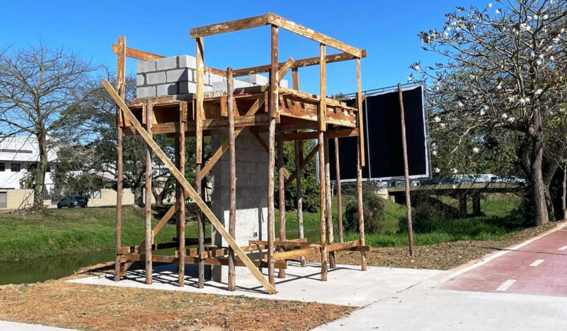 A previsão é de que a entrega para a população ocorra até o próximo mês de agosto