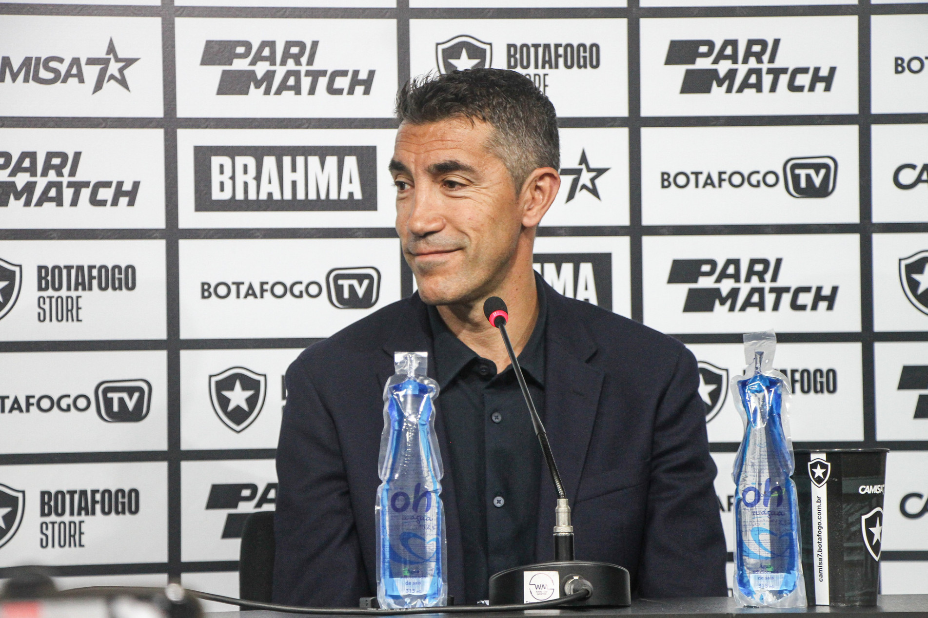 Bruno Lage assume o líder