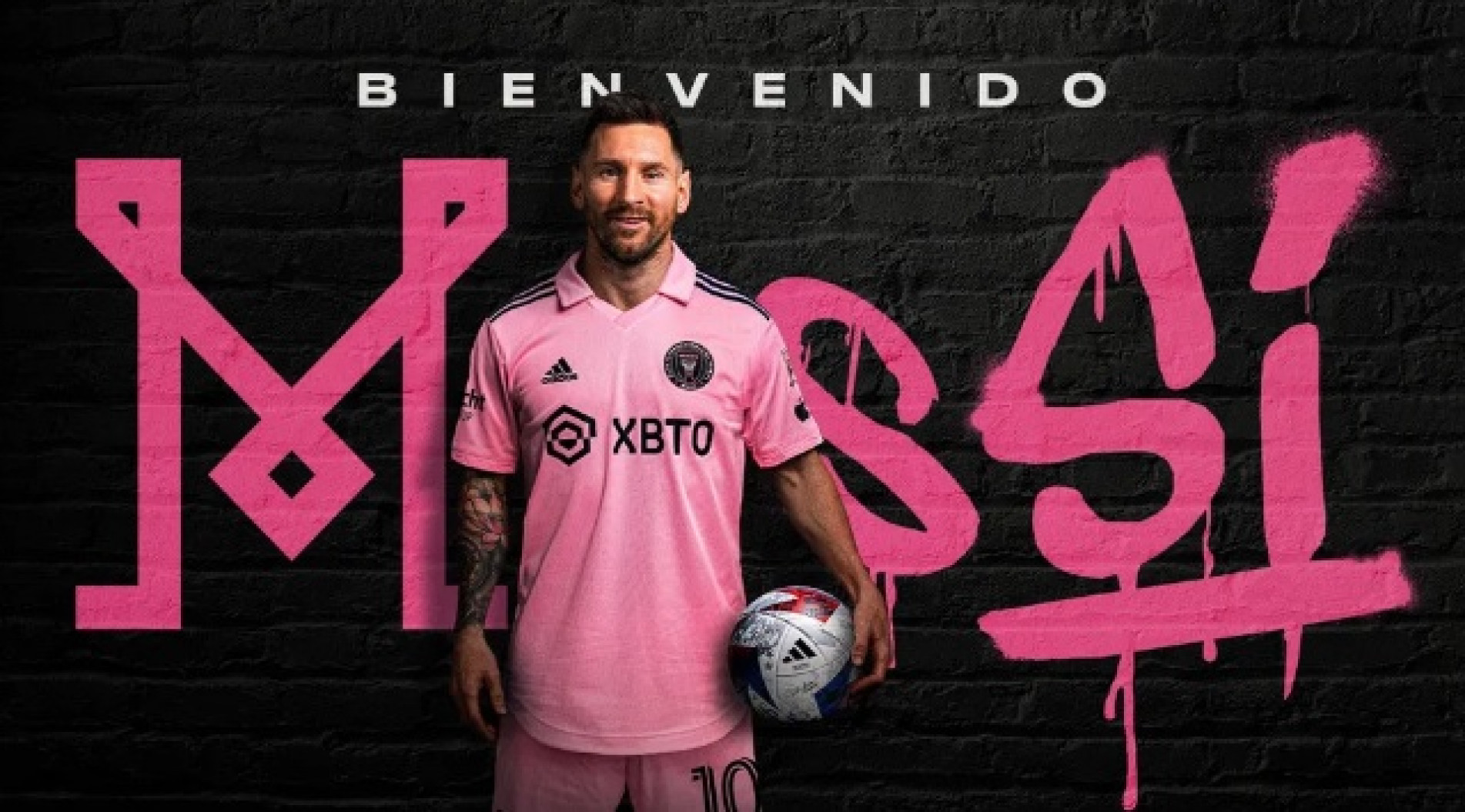 Messi com a camisa do Inter Miami em anúncio do clube 

