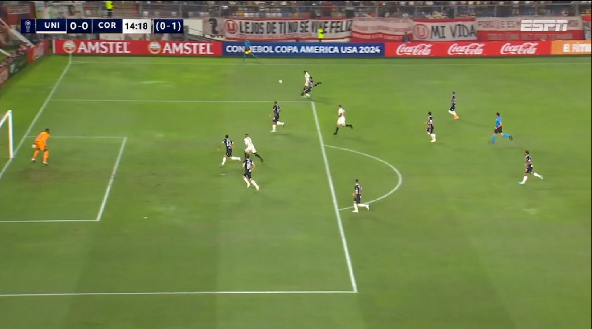 Corinthians se postou bem na capital do Peru, com o Universitario e sua torcida buscando pressionar desde o primeiro minuto de partida