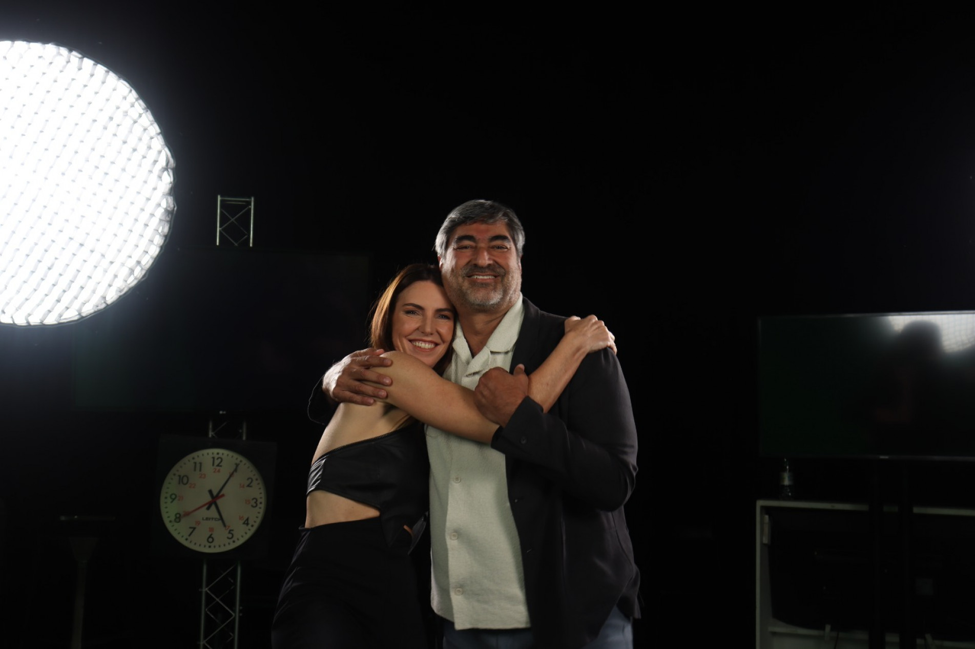 Glenda Kozlowski e Zeca Camargo comandarão 