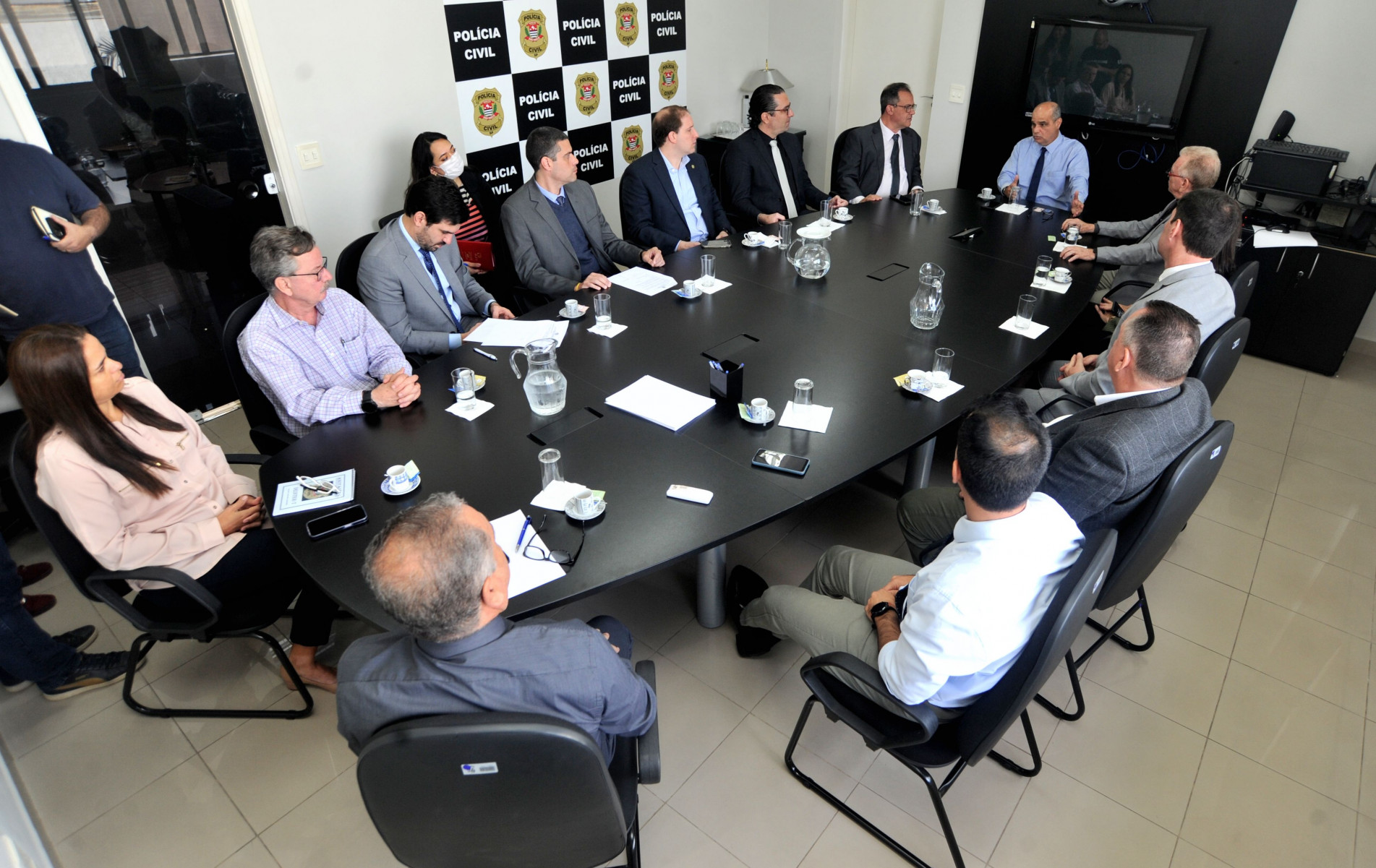Membros do Conselho Regional, da Polícia Civil e do Deinter-7 se reuniram em Sorocaba
