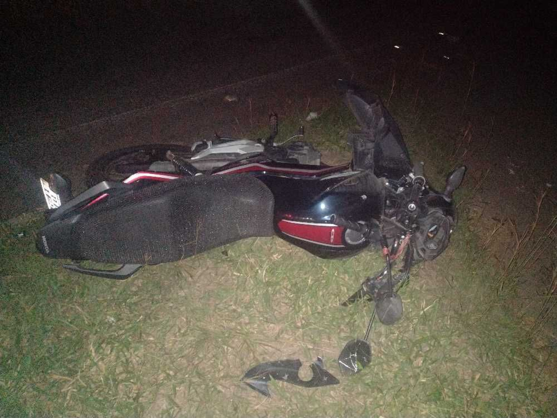 GCM perdeu o controle da motocicleta na rodovia Santos Dumont (SP-075), na noite desta quarta-feira (26)