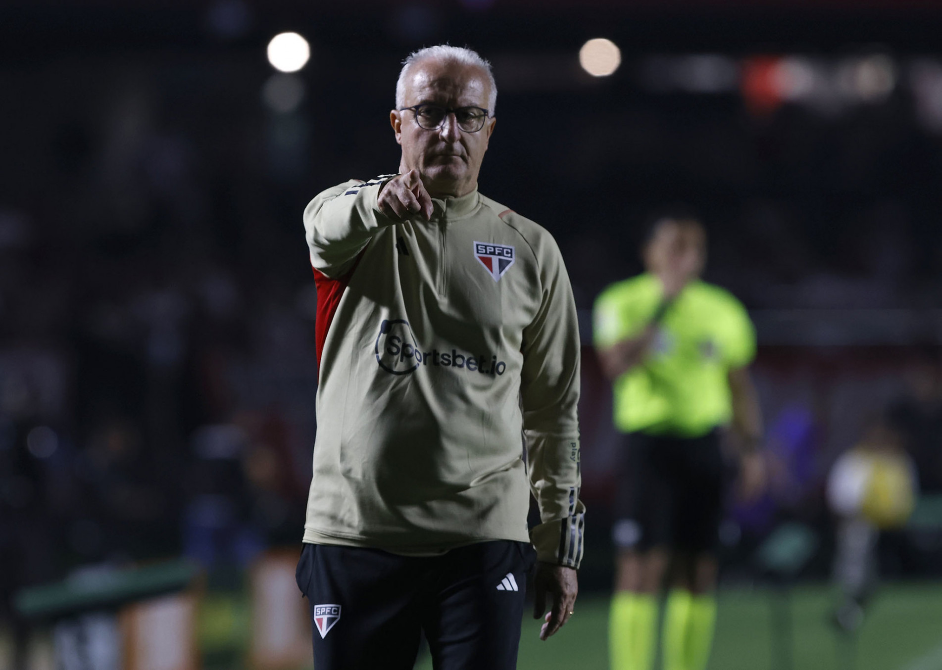 Técnico levou o São Paulo à final da Copa do Brasil