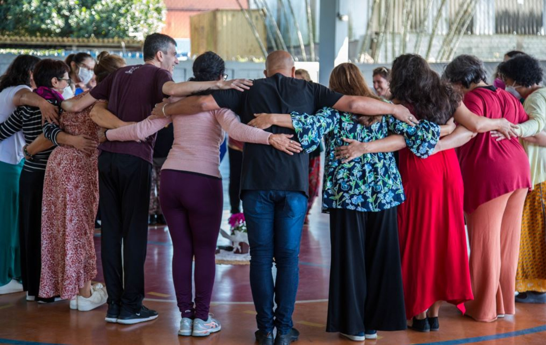 Objetivo é criar comunidade sobre danças circulares e educação