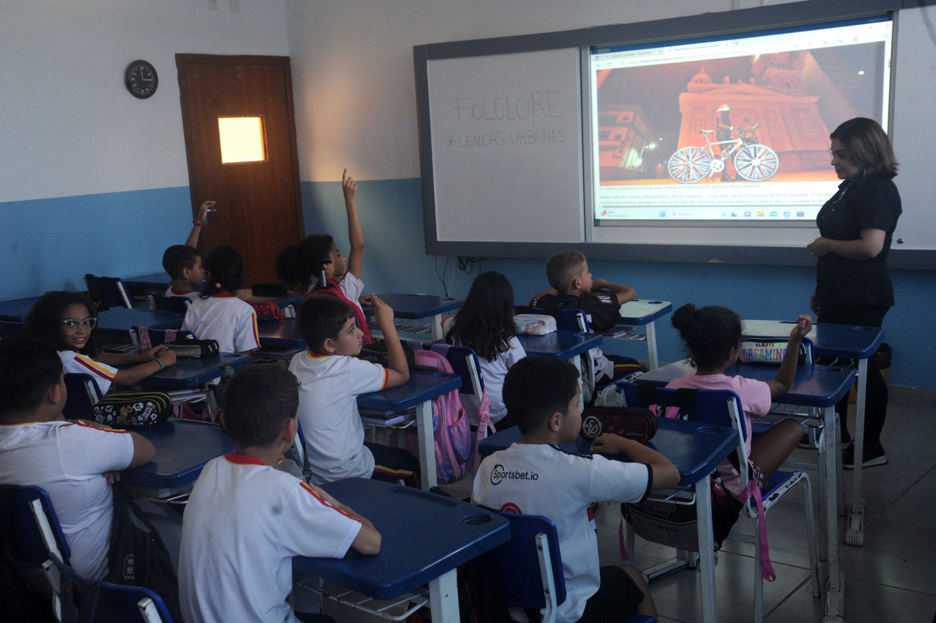 Turma do 3º ano A da EM Prof. Amin Cassar estuda folclore, mitos e lendas