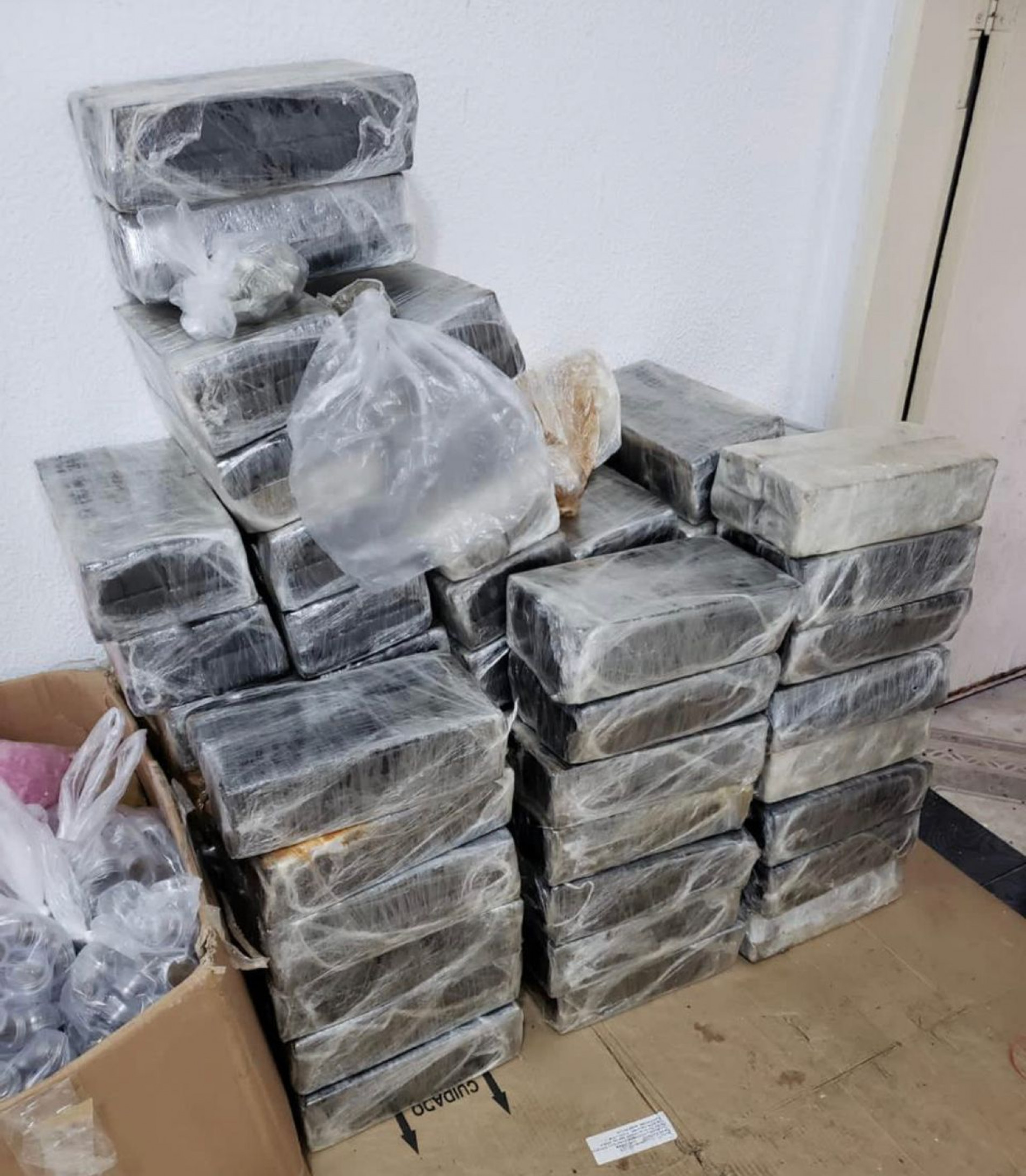 Investigação original teve início após apreensão de mais de 200 quilos de entorpecentes