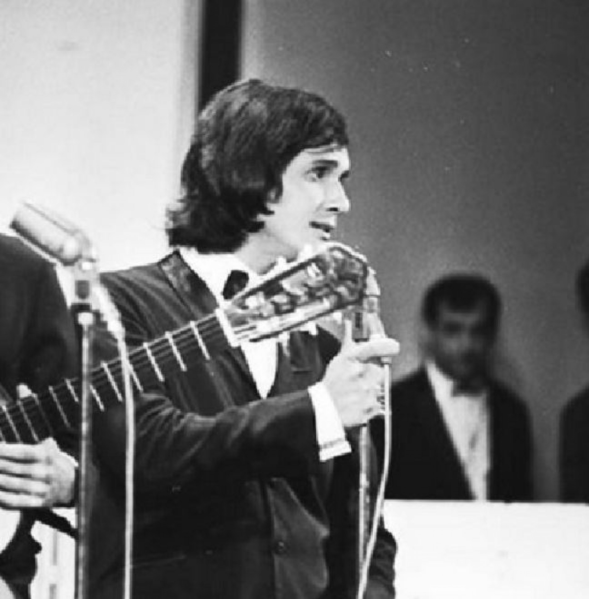 Roberto Carlos em registro de Festival de Música