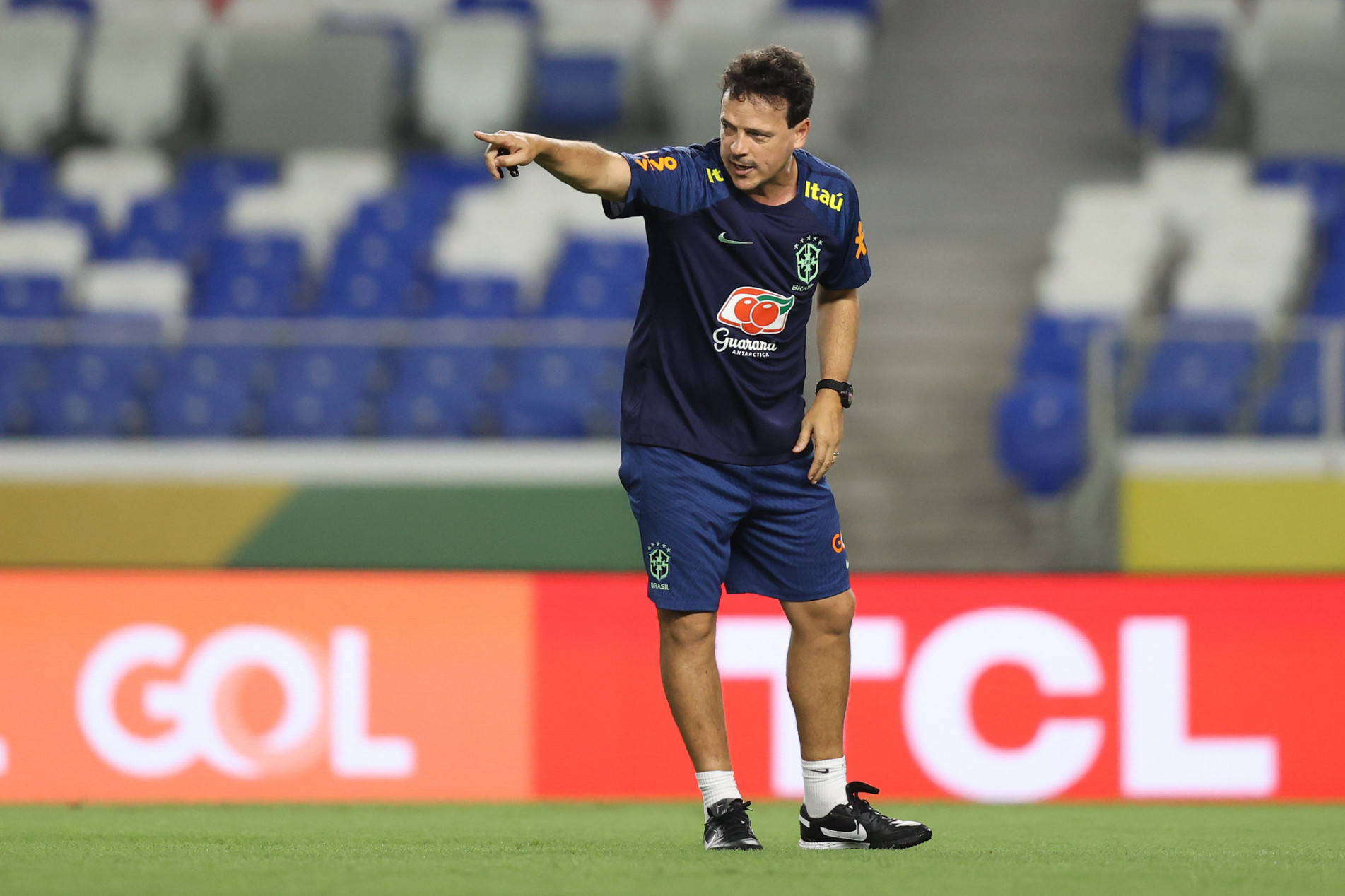 Técnico teve 22 jogadores à disposição ontem