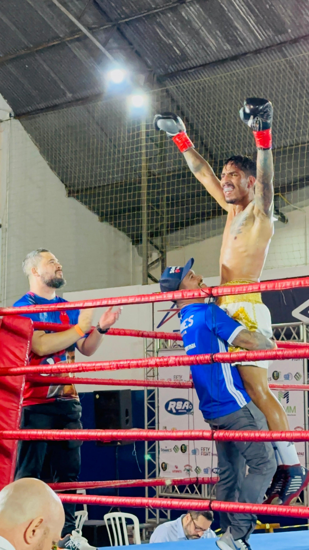 Combate foi pelos supermédios