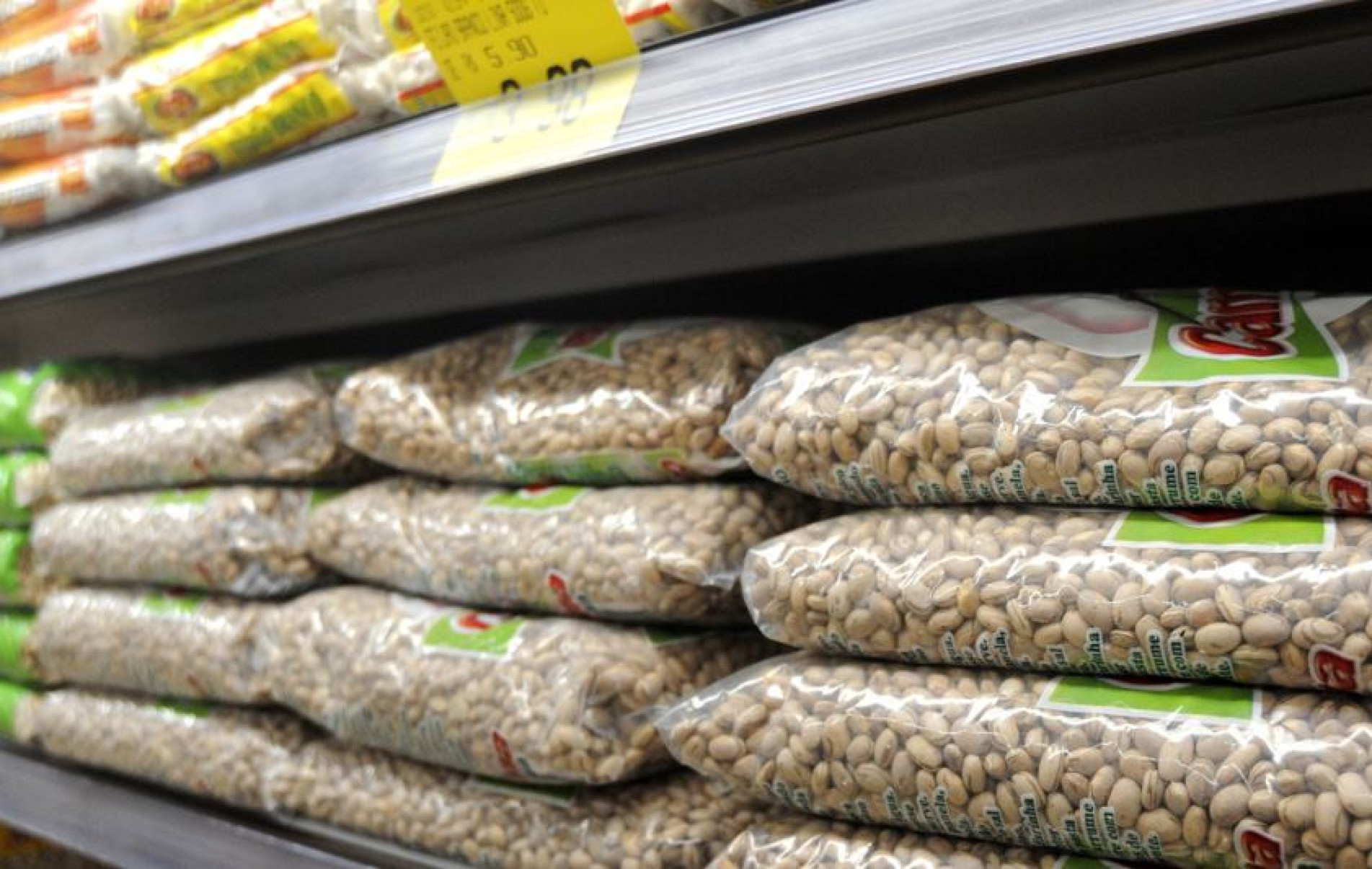 Alimentos, como o feij&atilde;o, tiveram queda nos pre&ccedil;os