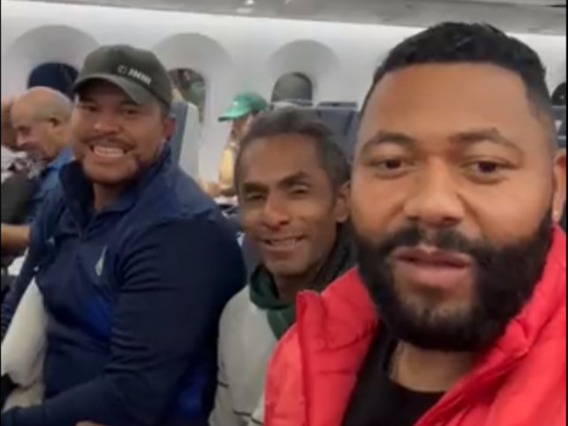 Os tenistas brasileiros Daniel Rodrigues, Leandro Pena e Ymanitu Silva chegaram ao Brasil, na manhã desta terça-feira (10)