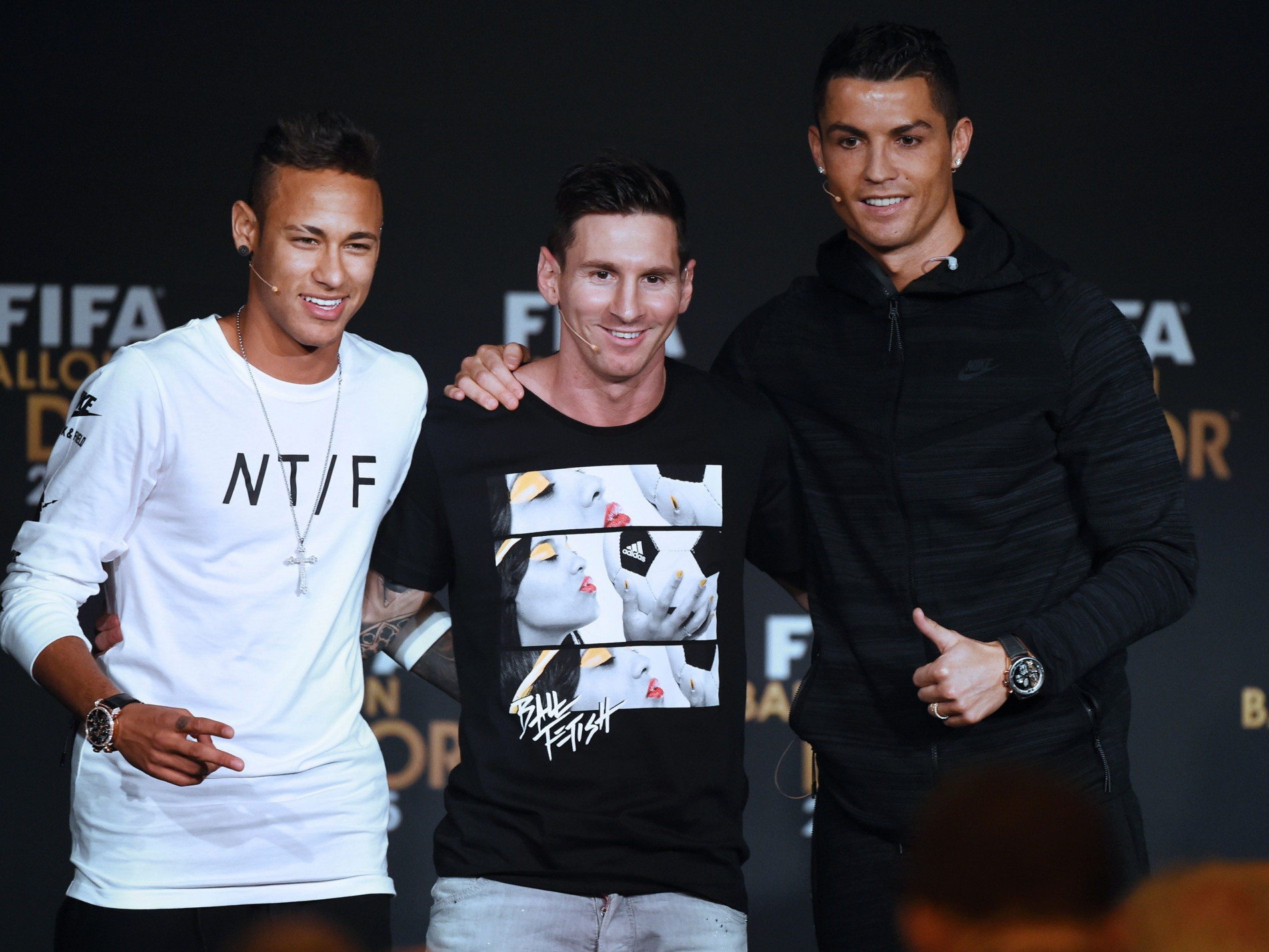 Neymar, Lionel Messi e Cristiano Ronaldo são os três jogadores mais bem pagos do mundo 