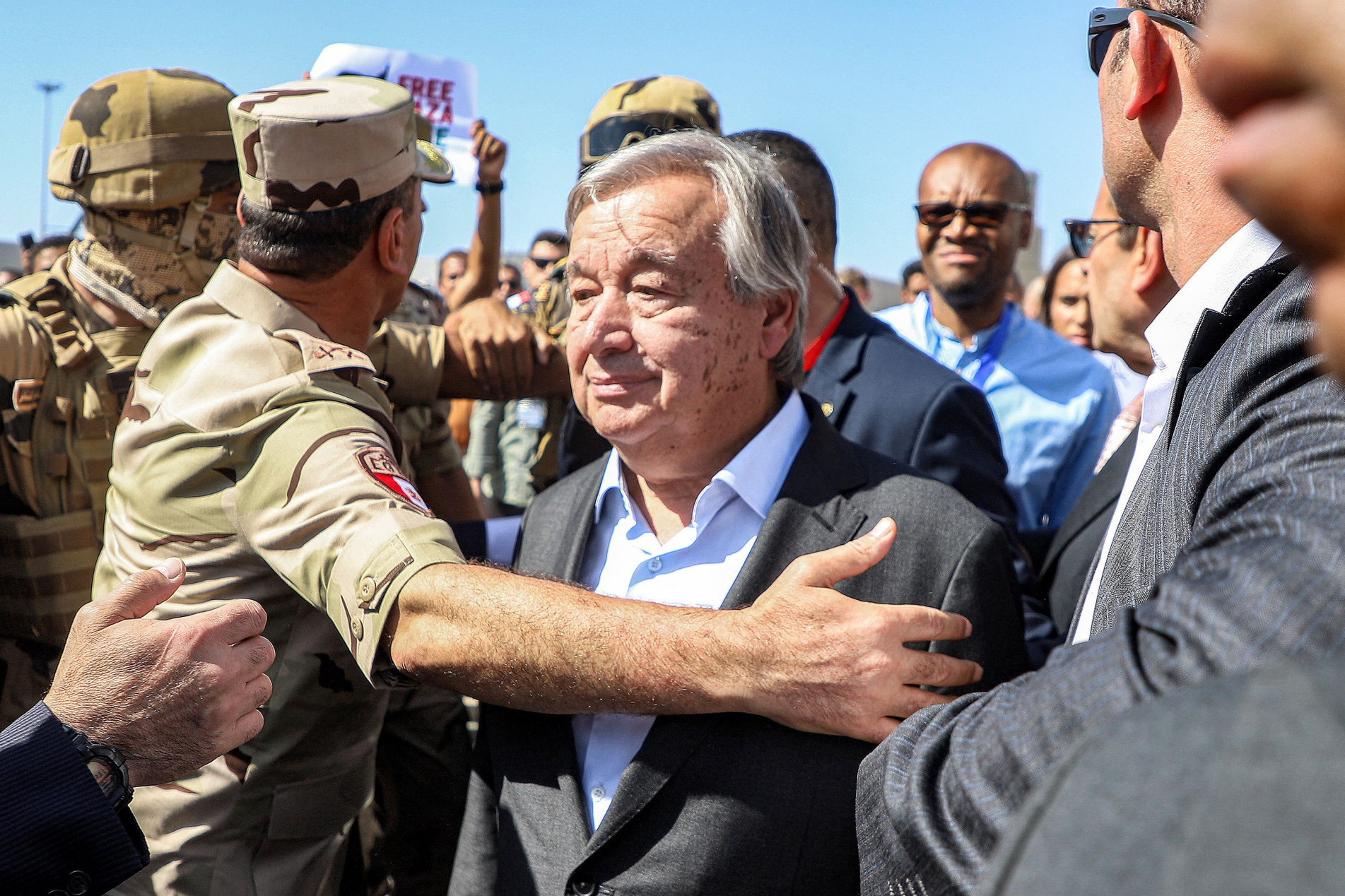 António Guterres visitou ontem a passagem de Rafah