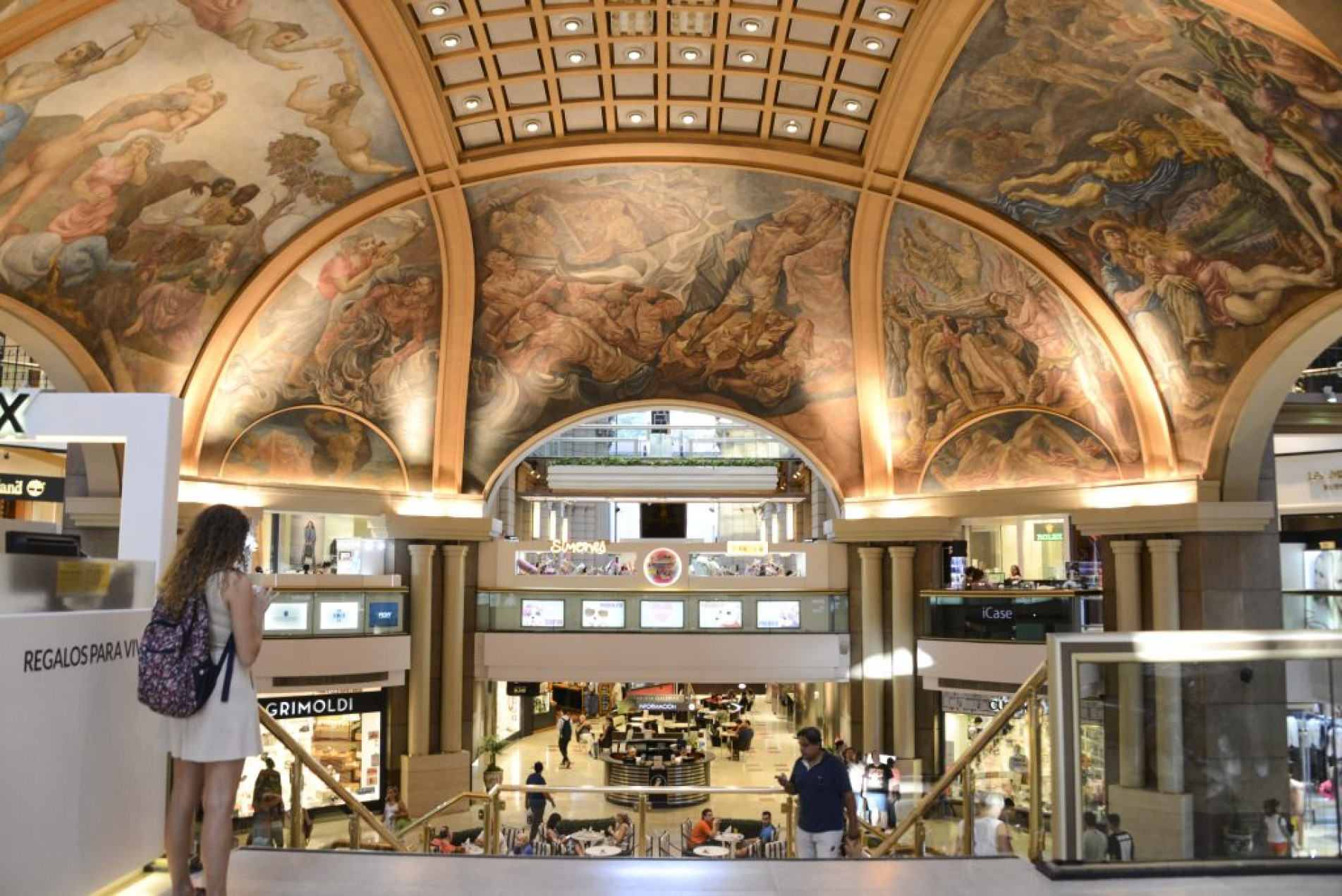 As Galerias Pacífico são um charmoso shopping center no coração de Buenos Aires 