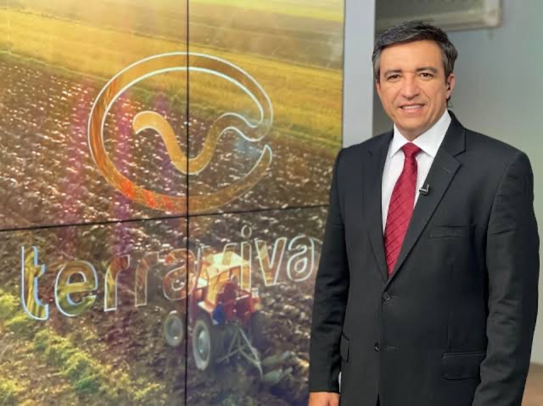 Márcio Campos é um dos apresentadores do Terra Viva