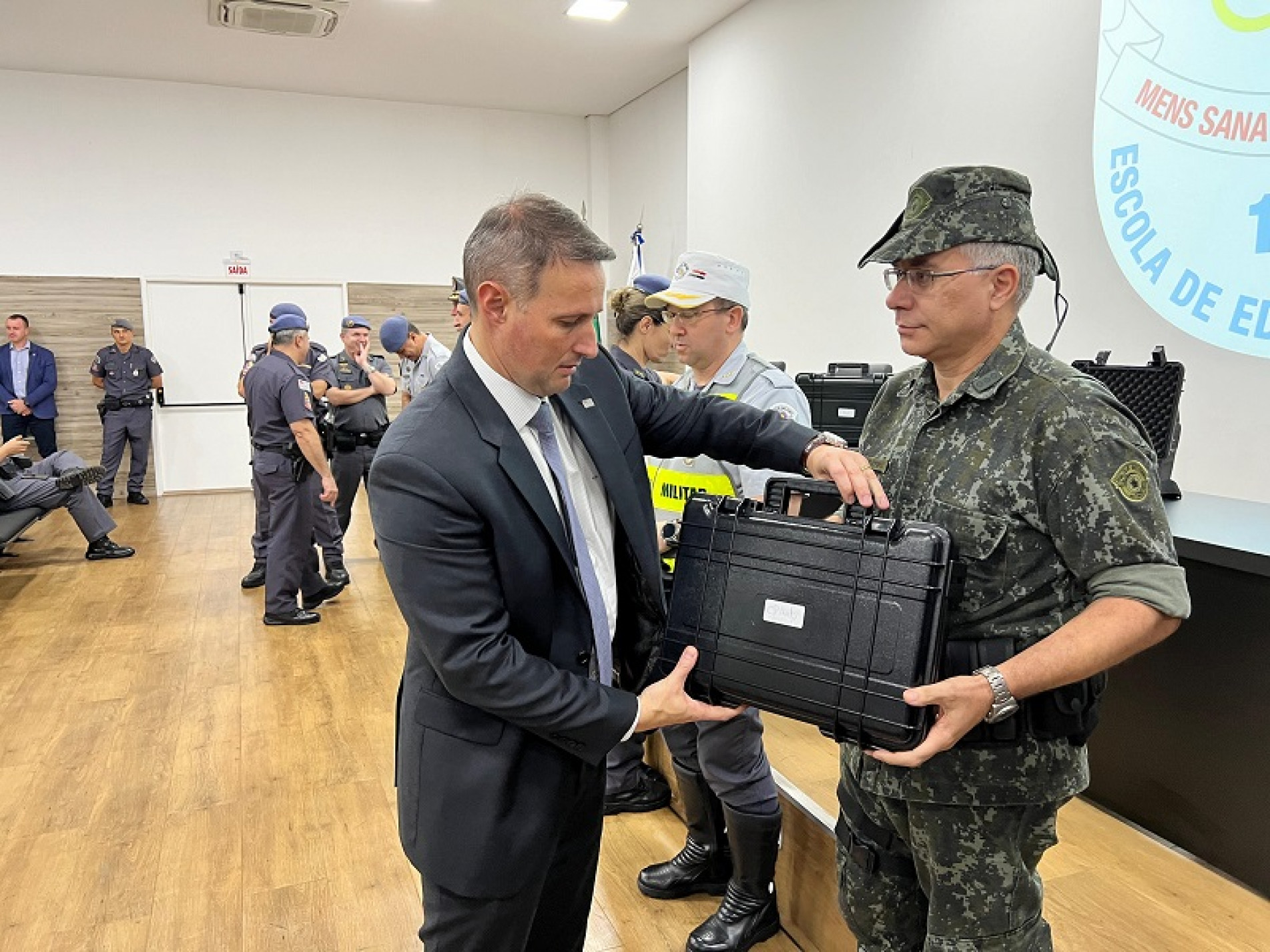 Secretário Derrite destacou a importância desse tipo de arma