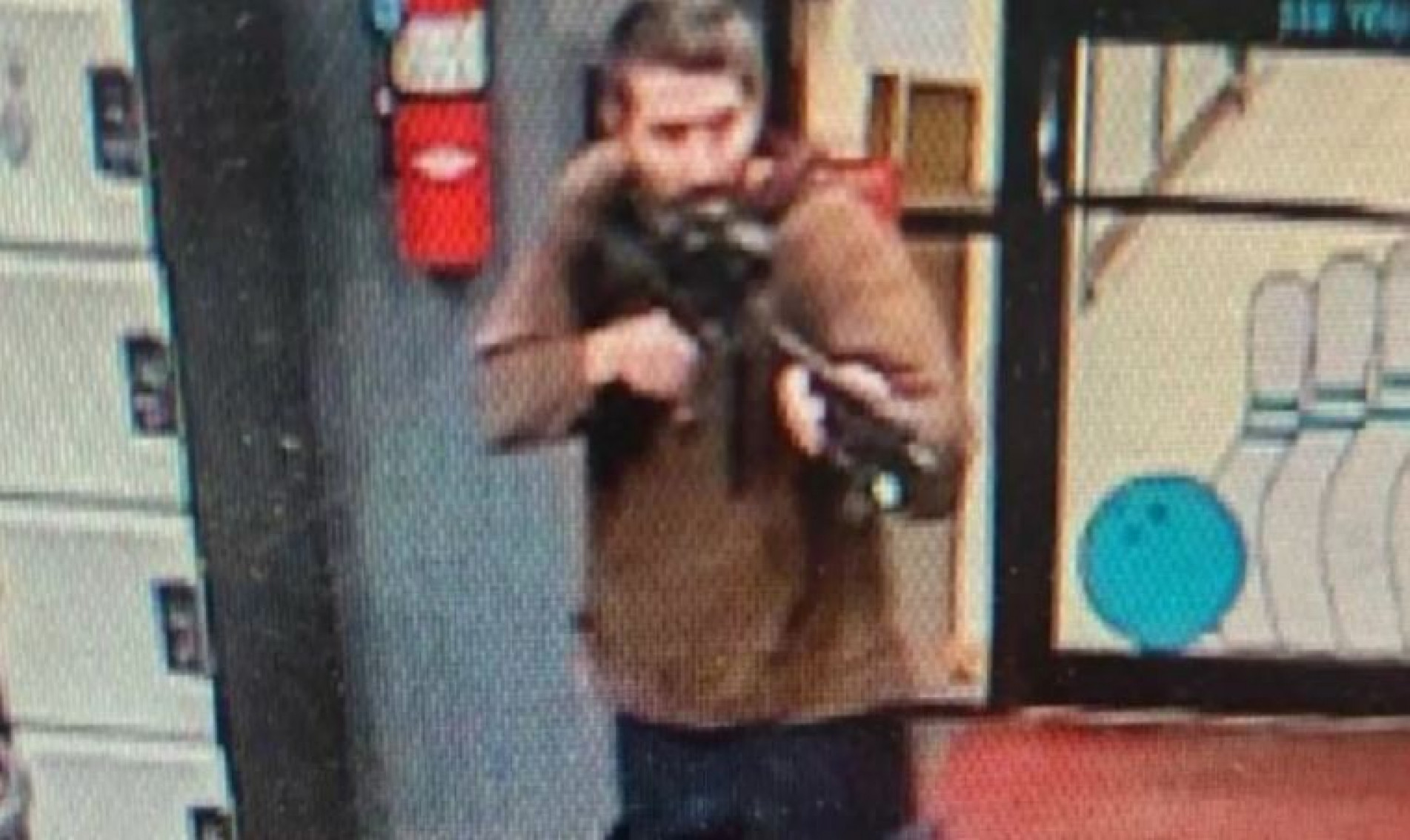 Suspeito de ataque que deixou 18 vítimas fatais no Maine foi encontrado morto