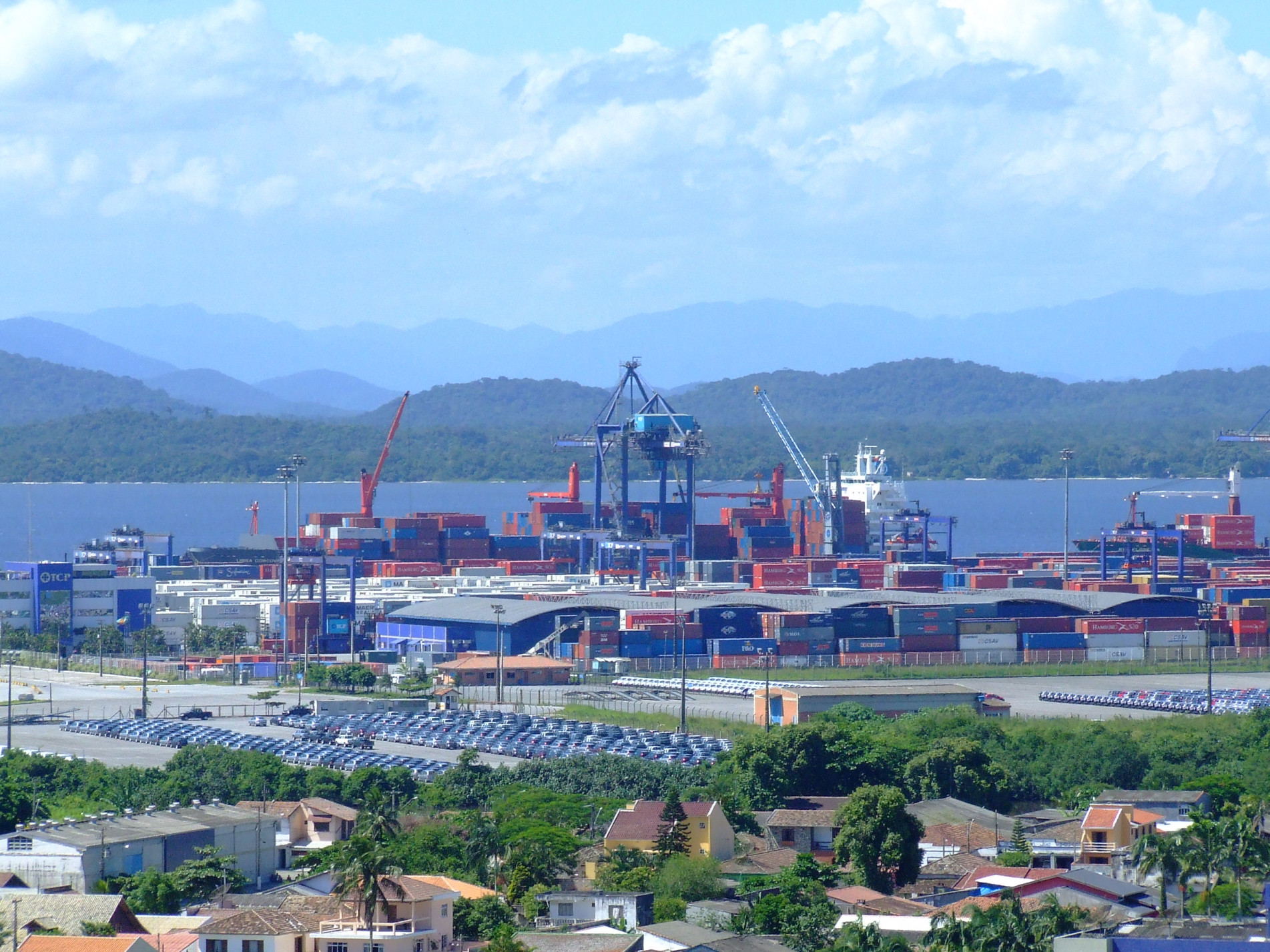 Balança comercial brasileira bate recordes