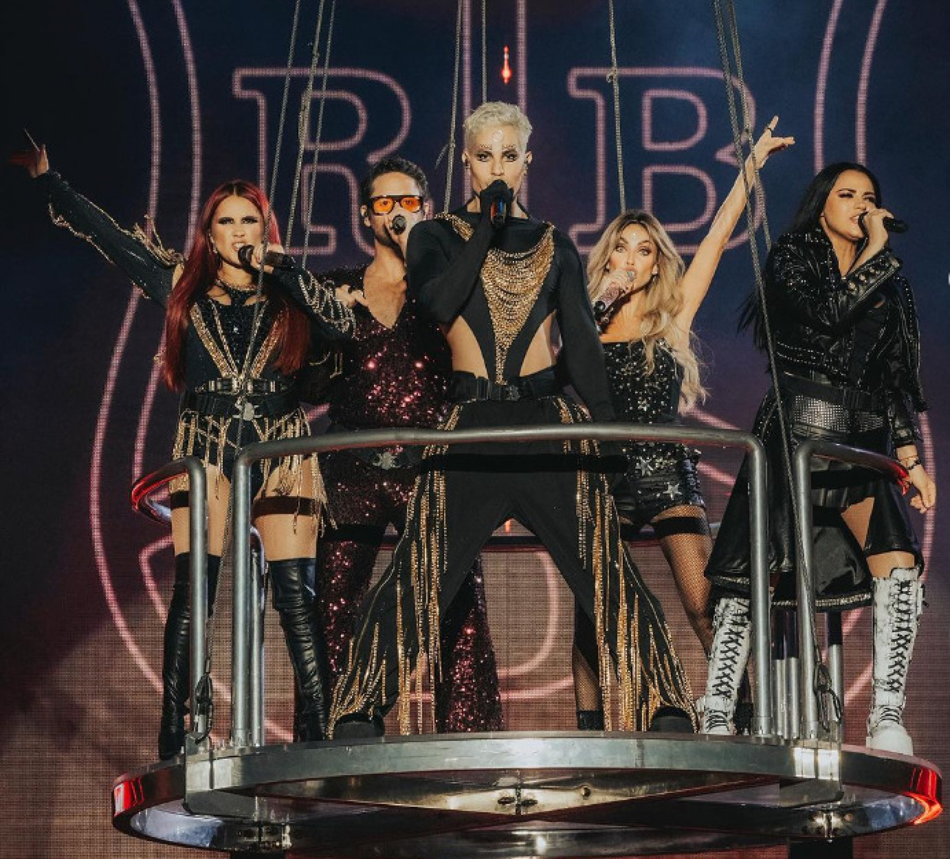 A banda RBD começa nesta quinta-feira (9) sua série de apresentações pelo Brasil