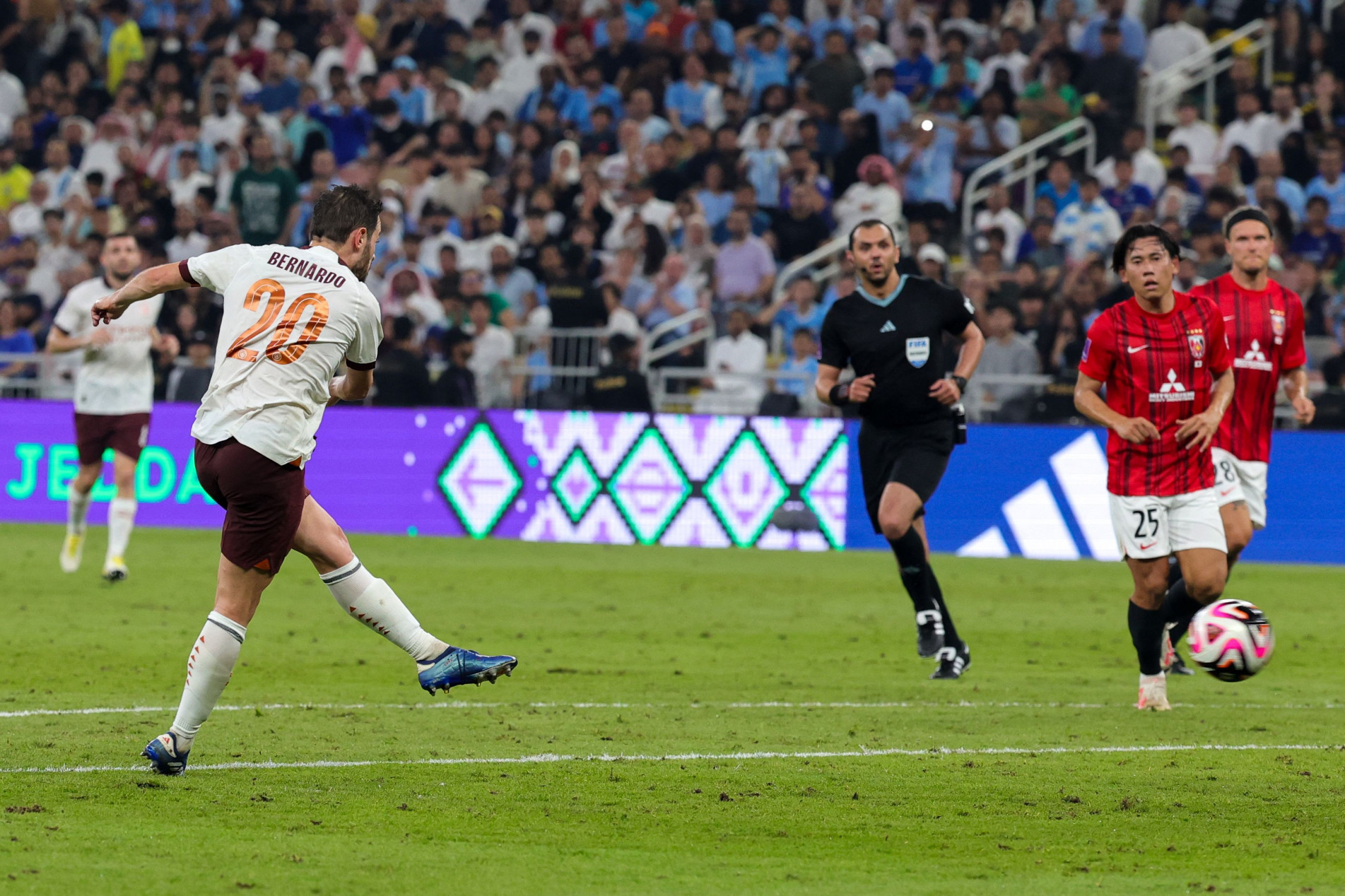 Bernardo Silva fechou o placar em 3 a 0
