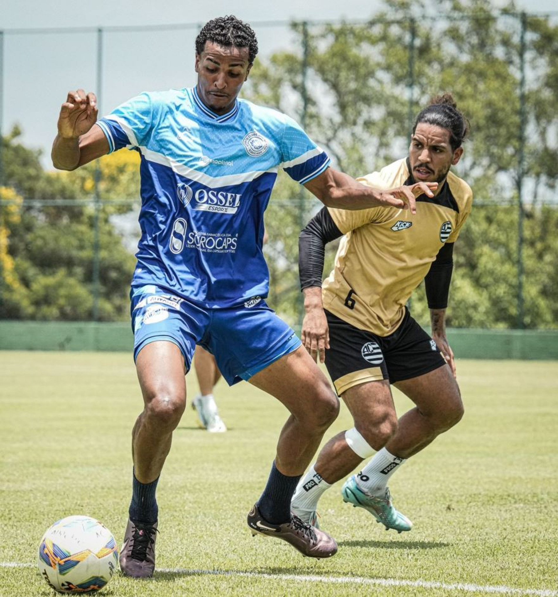 Azulão ganhou do Athletic (MG), ontem, por 4 a 3