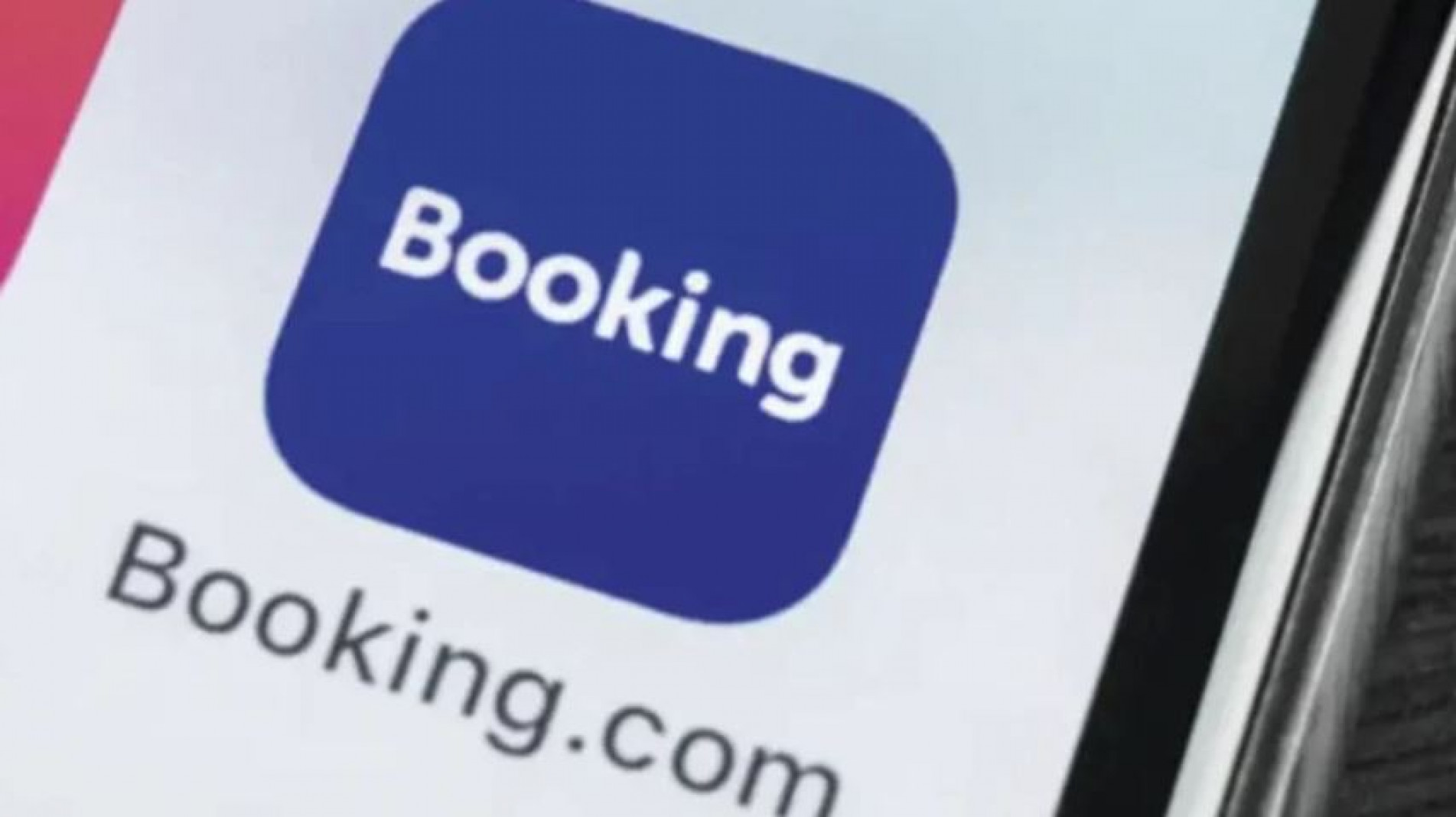 O Tribunal de Justiça de São Paulo (TJSP) condenou a plataforma de reservas de hospedagens Booking a indenizar clientes por danos morais 