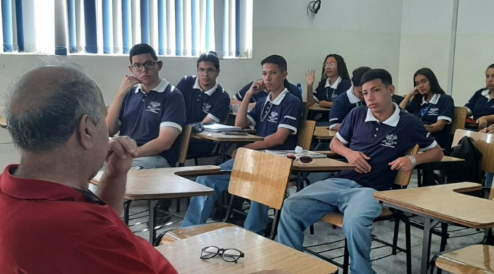 A Guarda Mirim promove a inserção de jovens no mercado de trabalho  